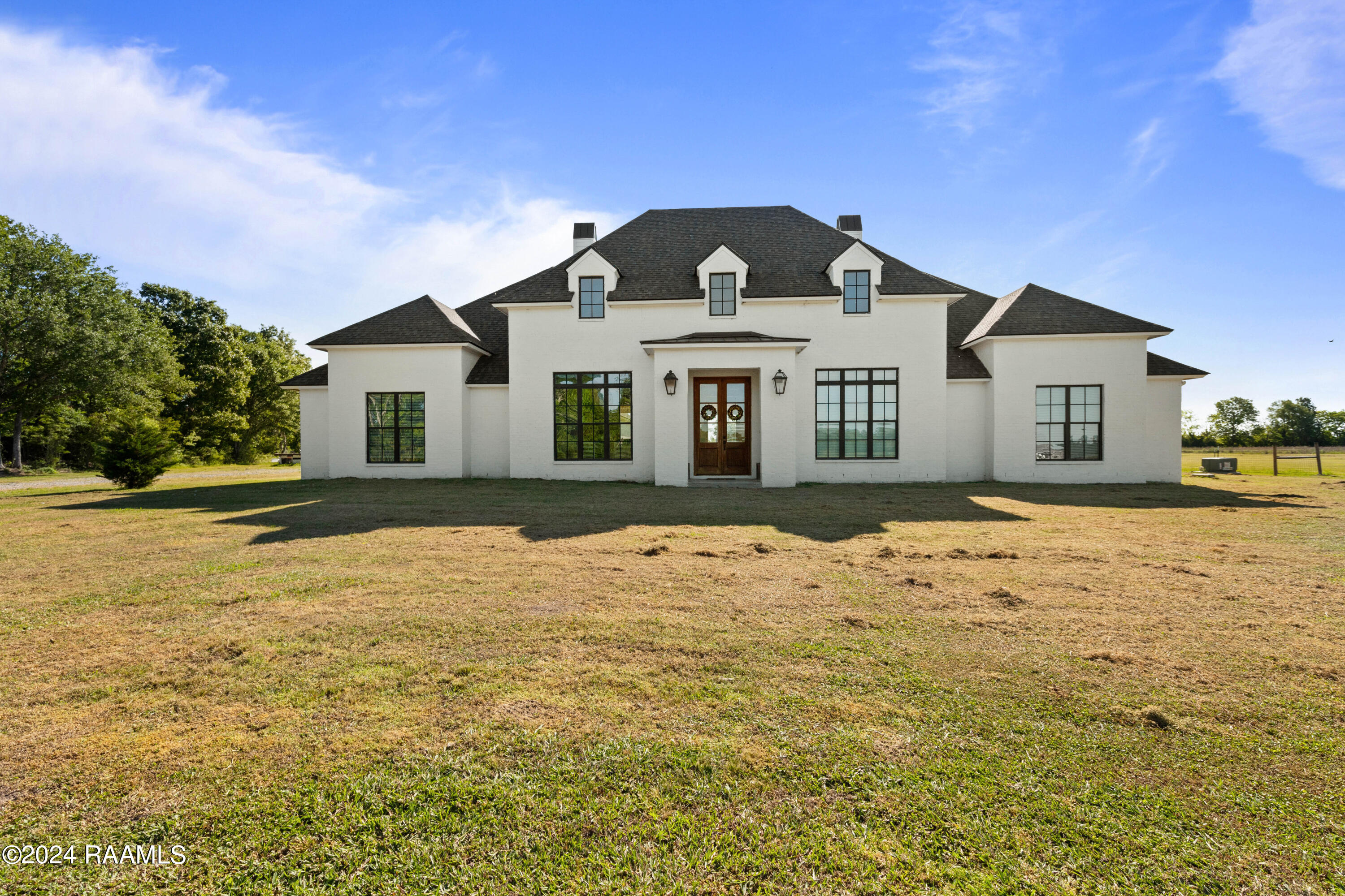 6190 Ellis, Crowley LA