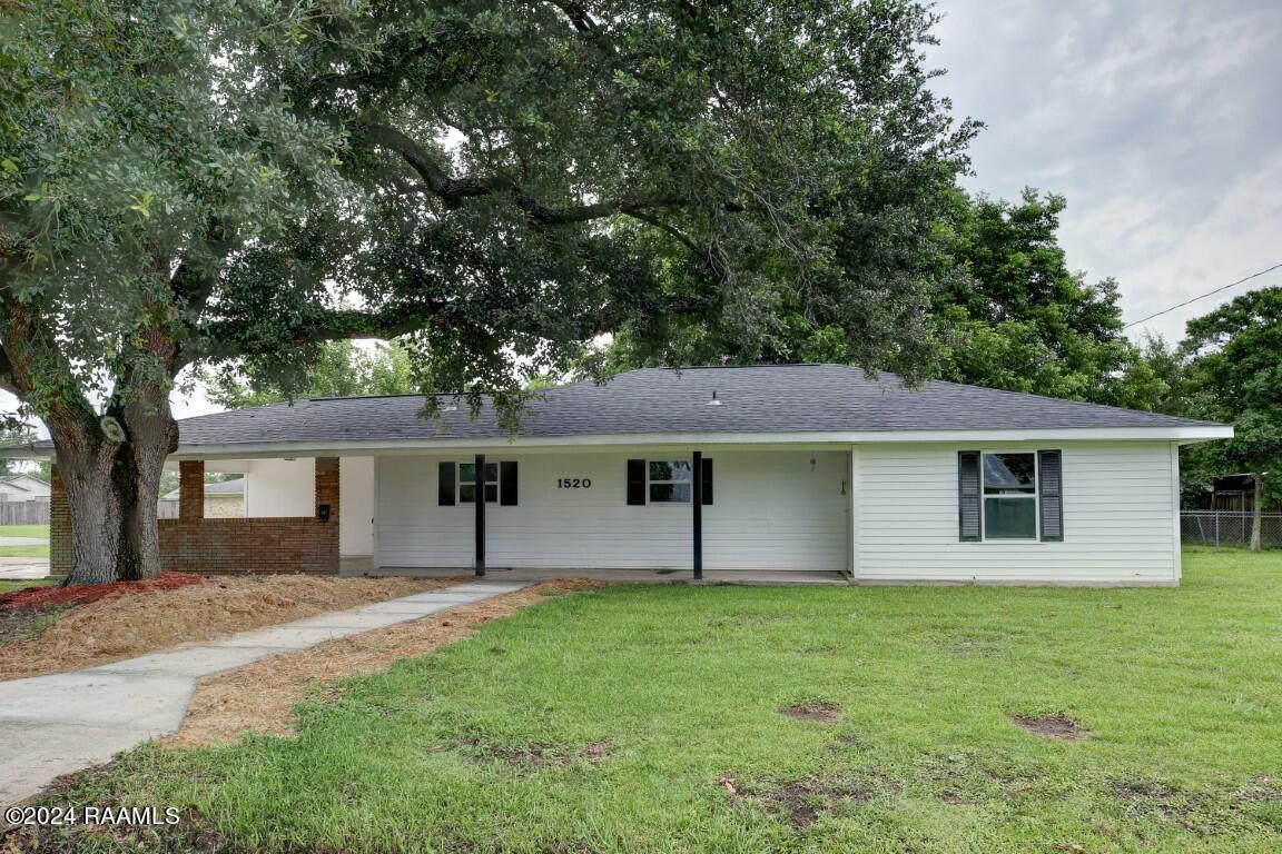 1520 N Avenue L, Crowley LA