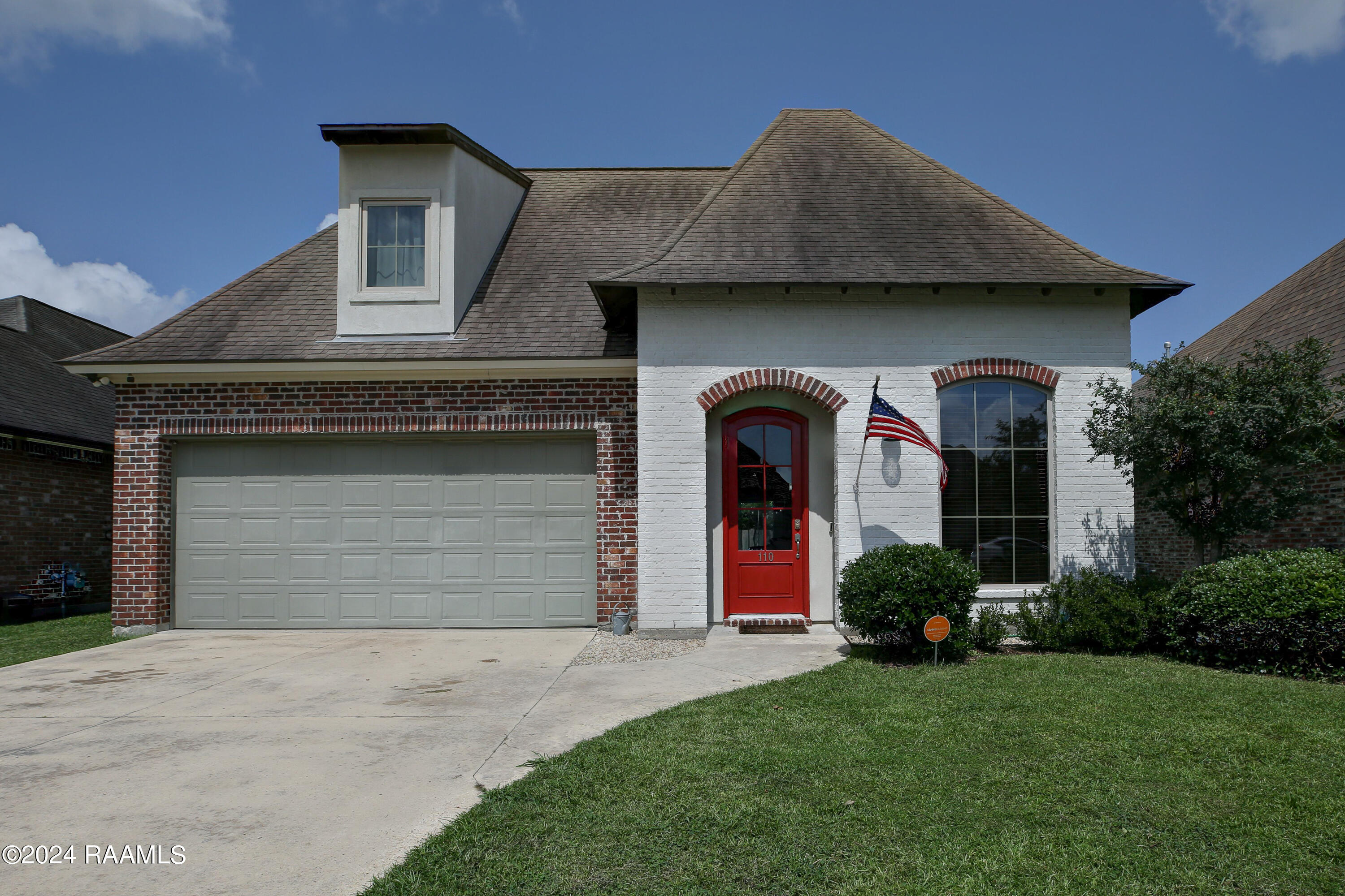 110 Golden Cypress, Youngsville LA