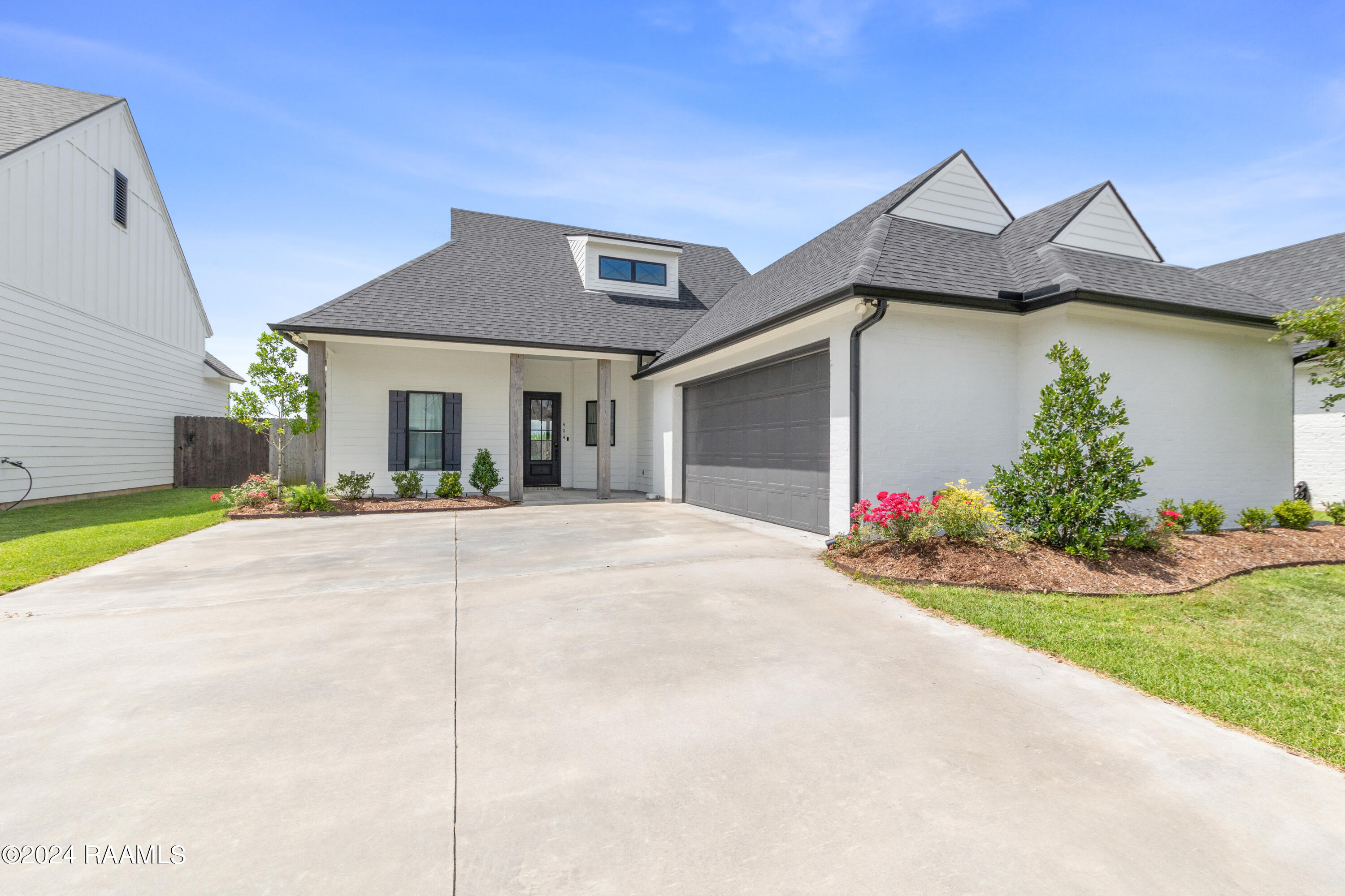 404 Sandy Bay, Broussard LA