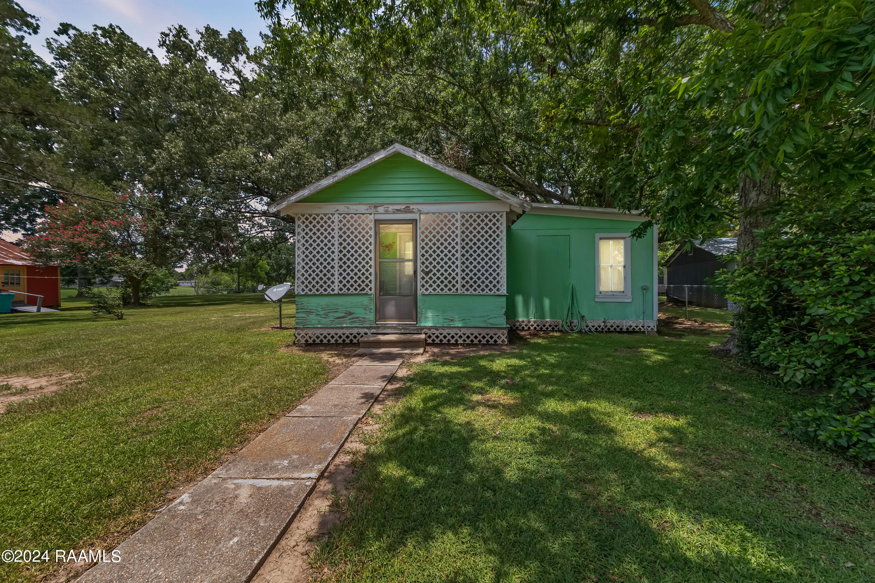 123 East, Arnaudville LA