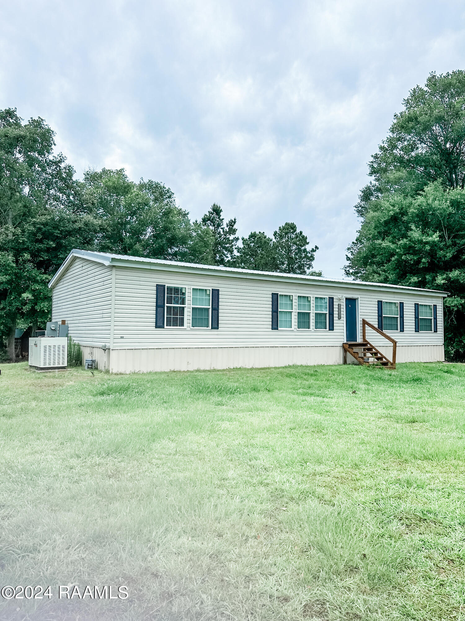 4885 Wes Berry, Dequincy LA