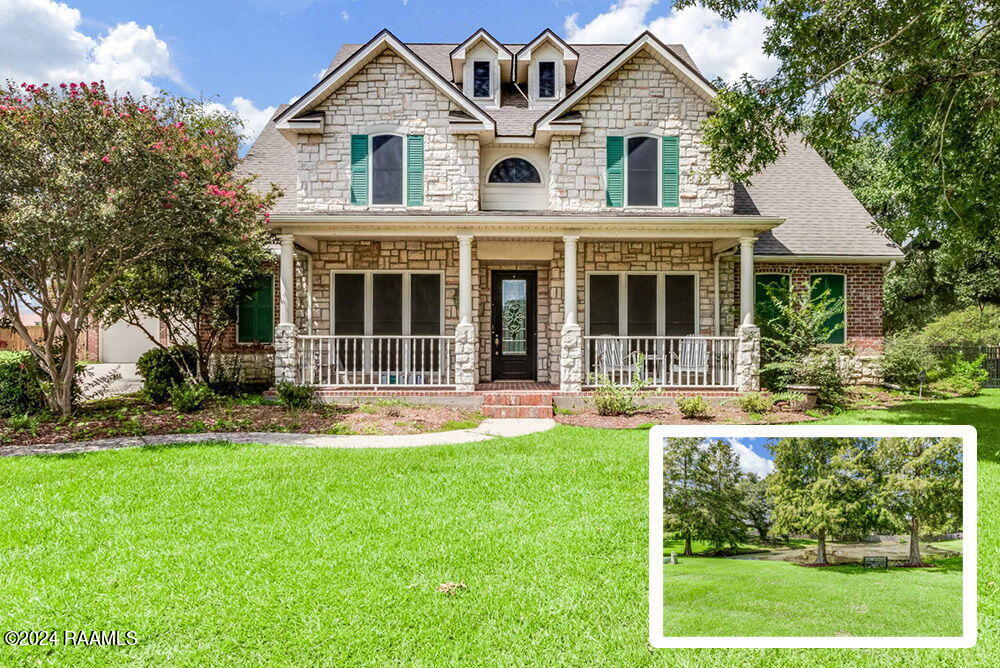 1011 Oak Lake, Breaux Bridge LA