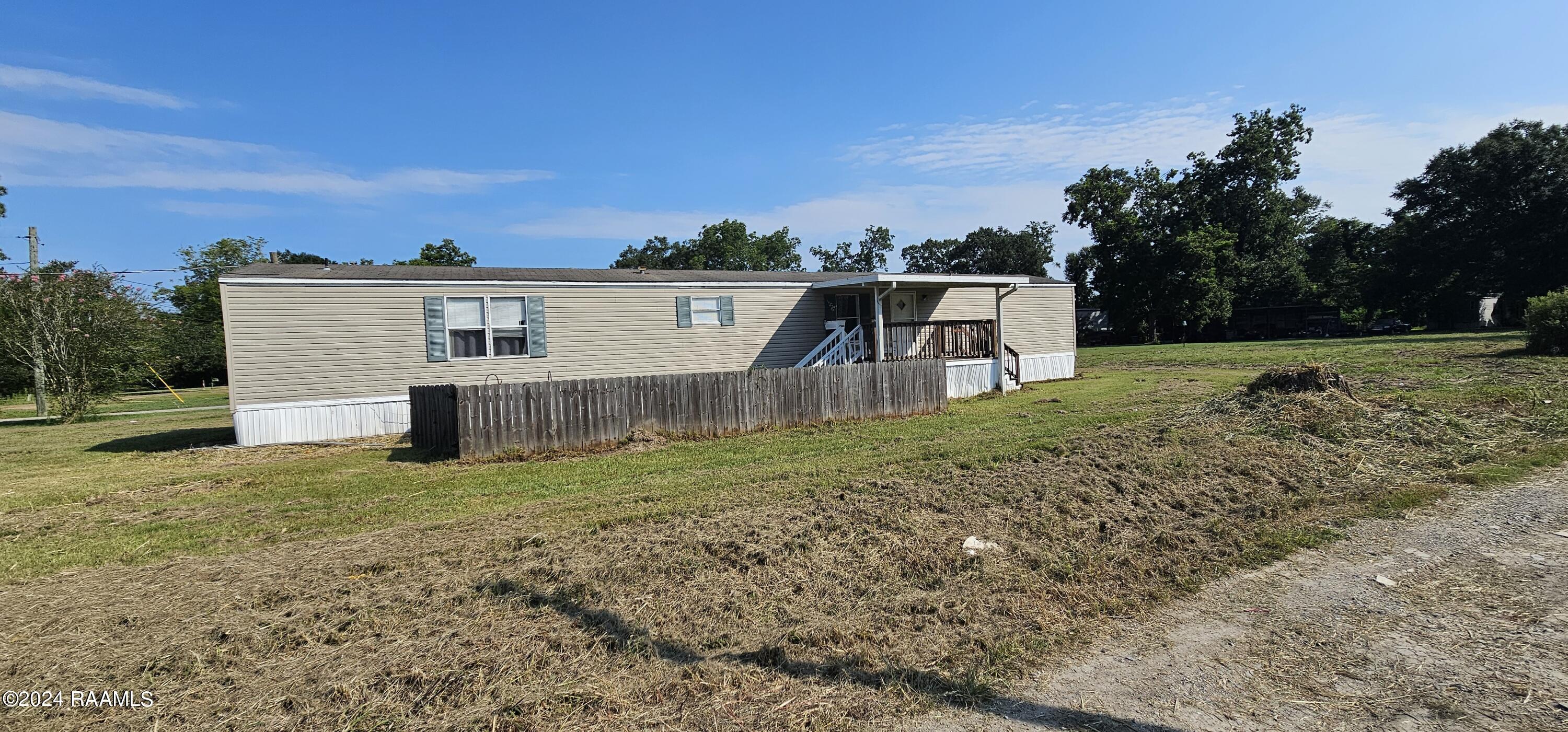 1073 Hebert, St. Martinville LA