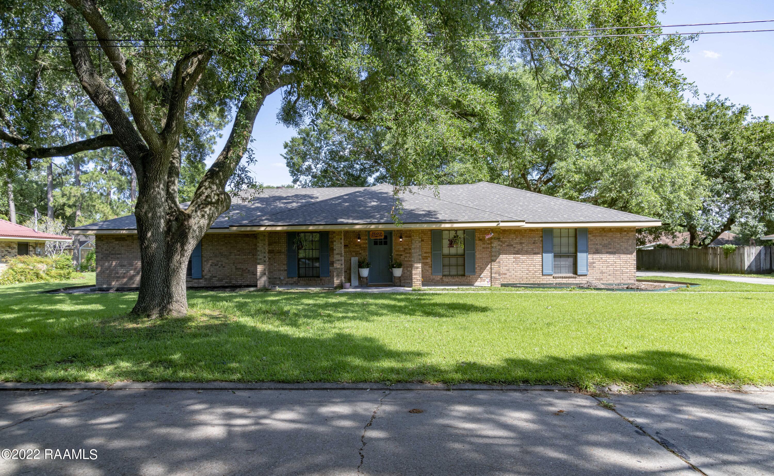 716 E. Admiral Doyle, New Iberia La - New Iberia Real Estate