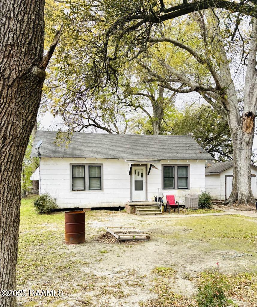 421 7th, Mamou LA