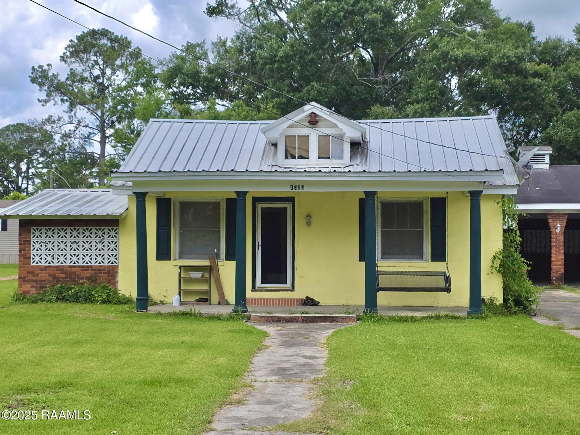 1523 N Main, St. Martinville LA