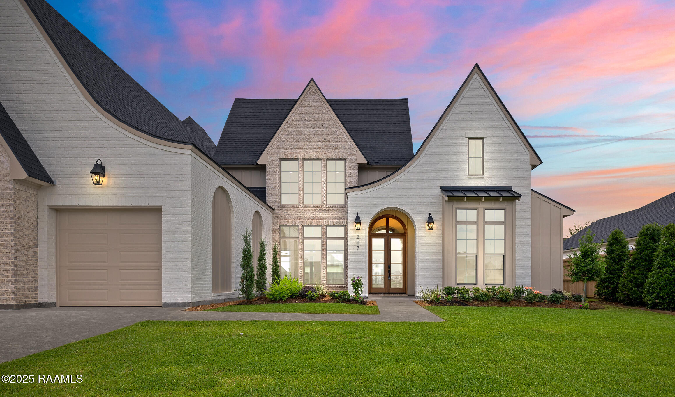 207 Sunset Palm, Youngsville LA