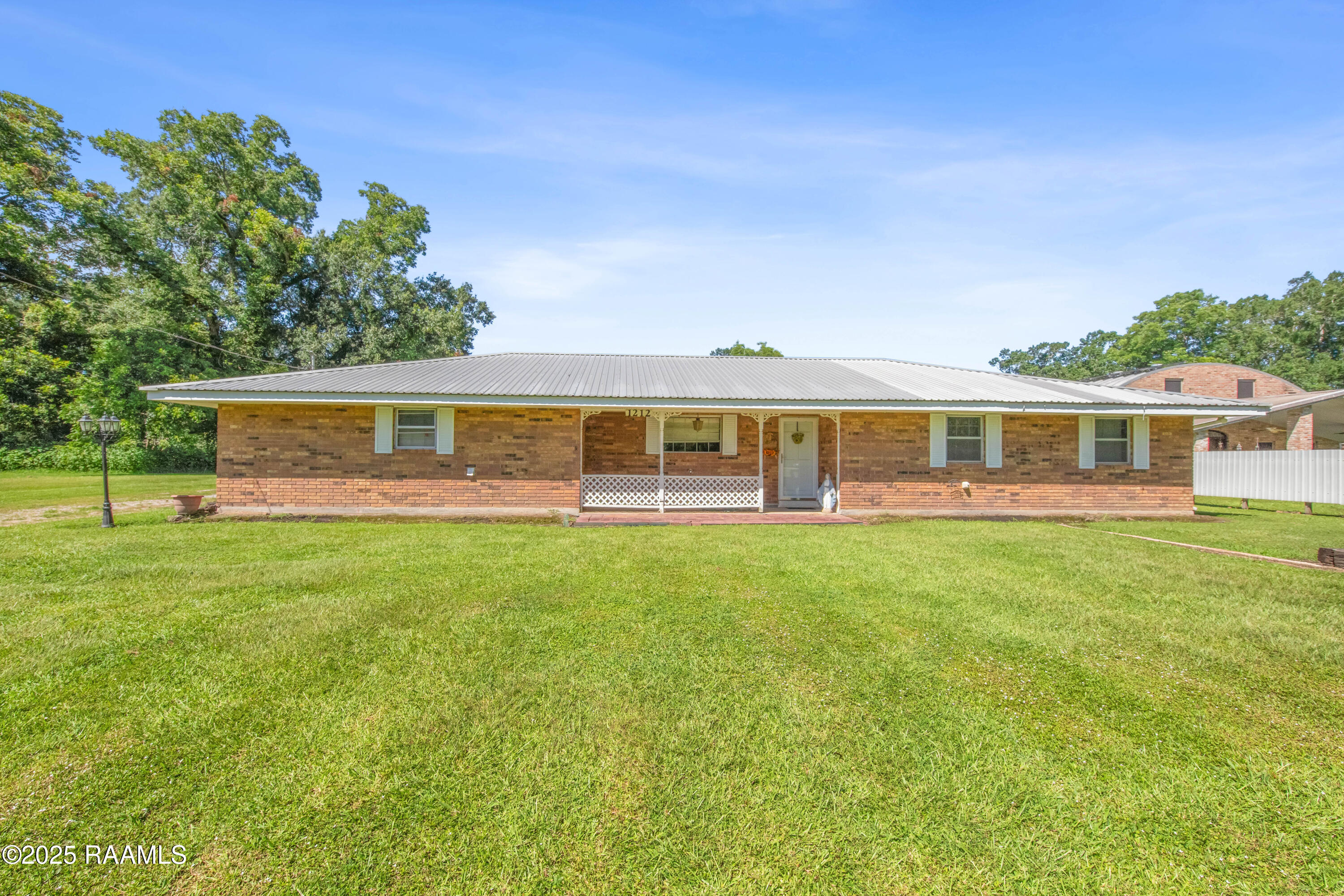 1212 S Main, Breaux Bridge LA