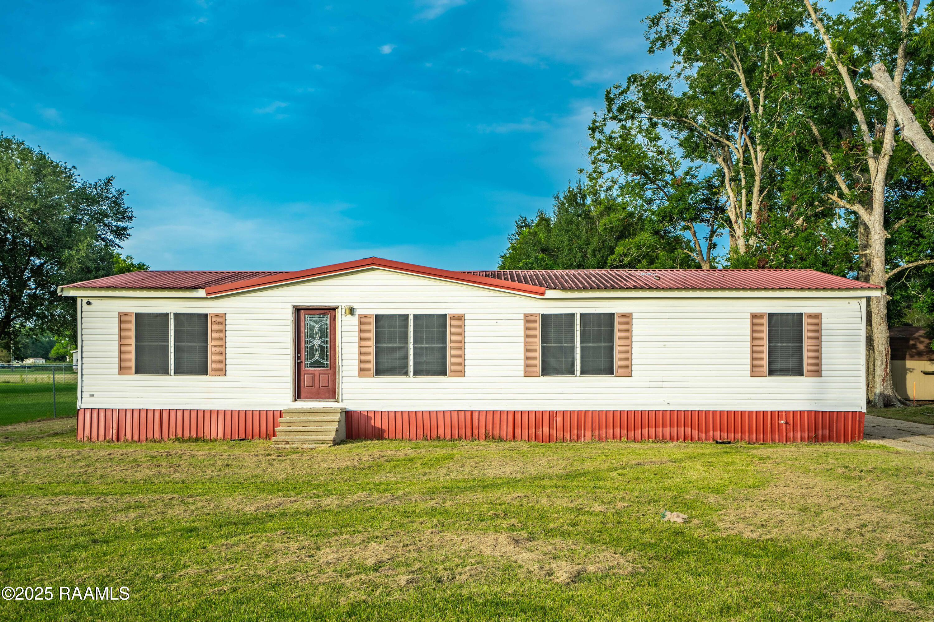 1054 E Madeline, Breaux Bridge LA