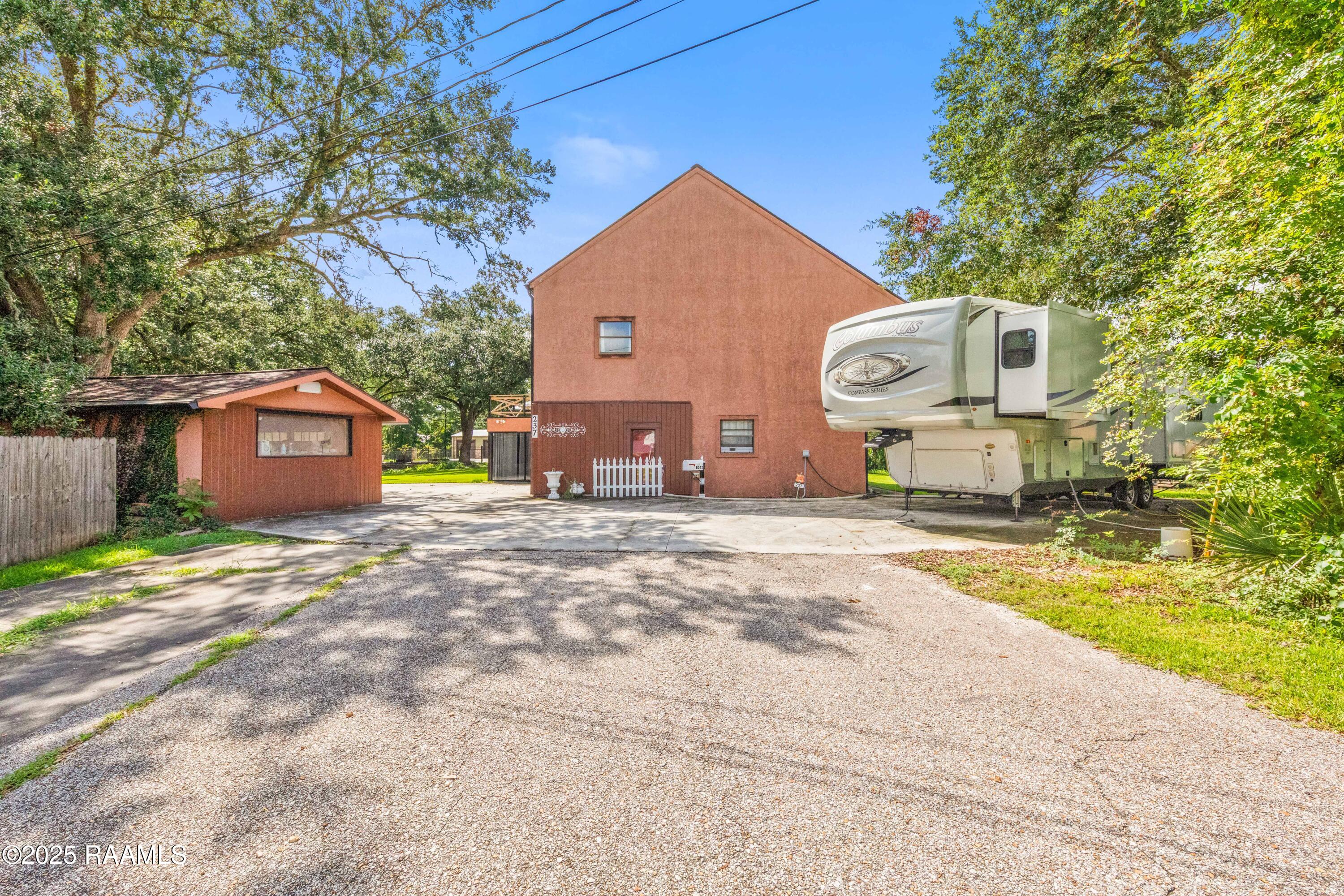 237 Aline, Breaux Bridge LA