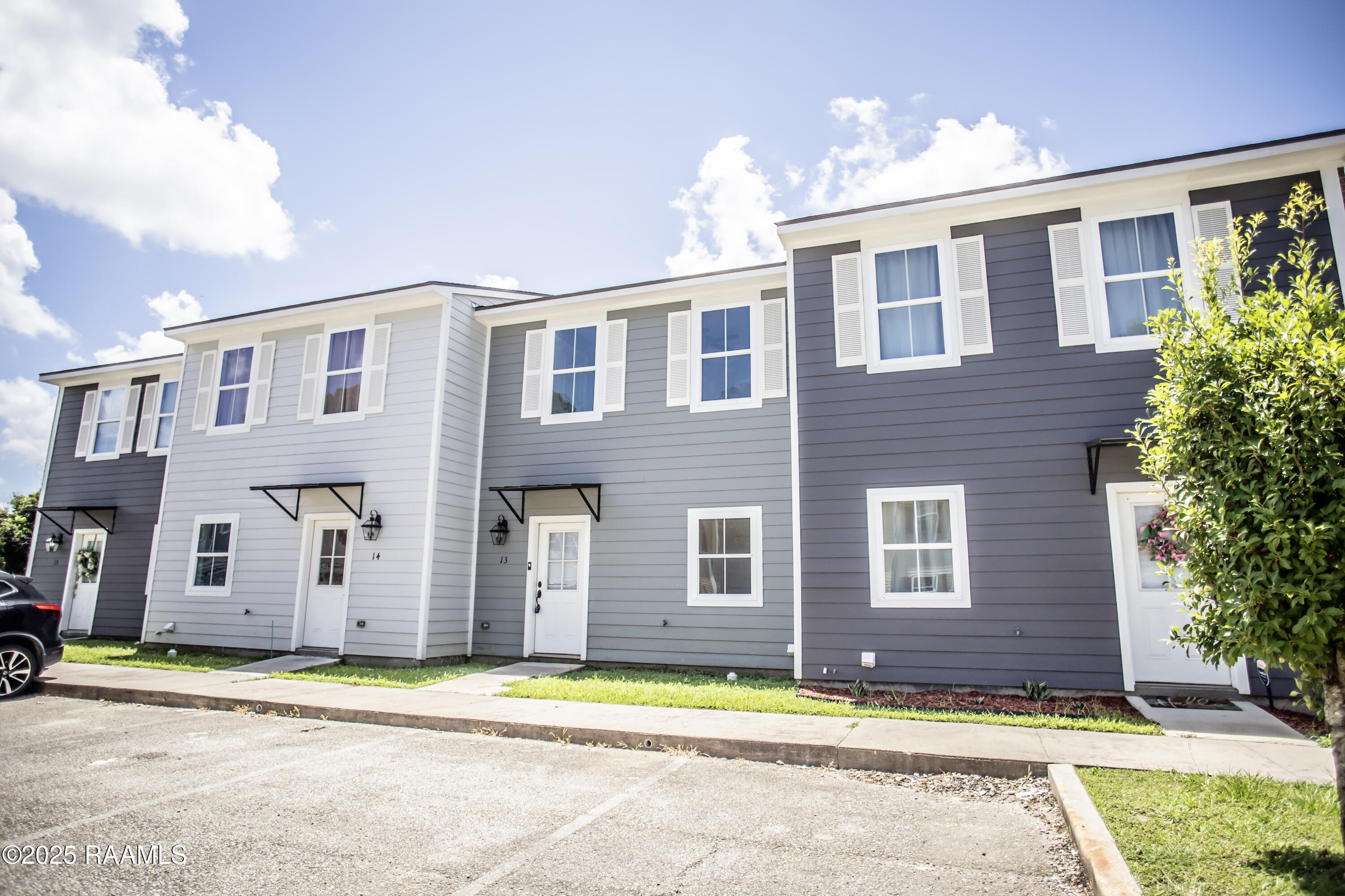 13 Townhouse, Lafayette LA