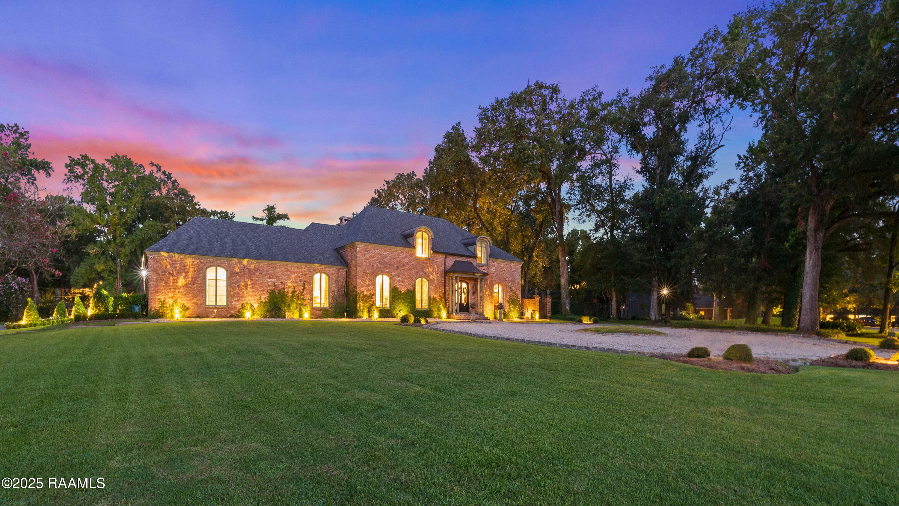 201 Acacia, Lafayette LA