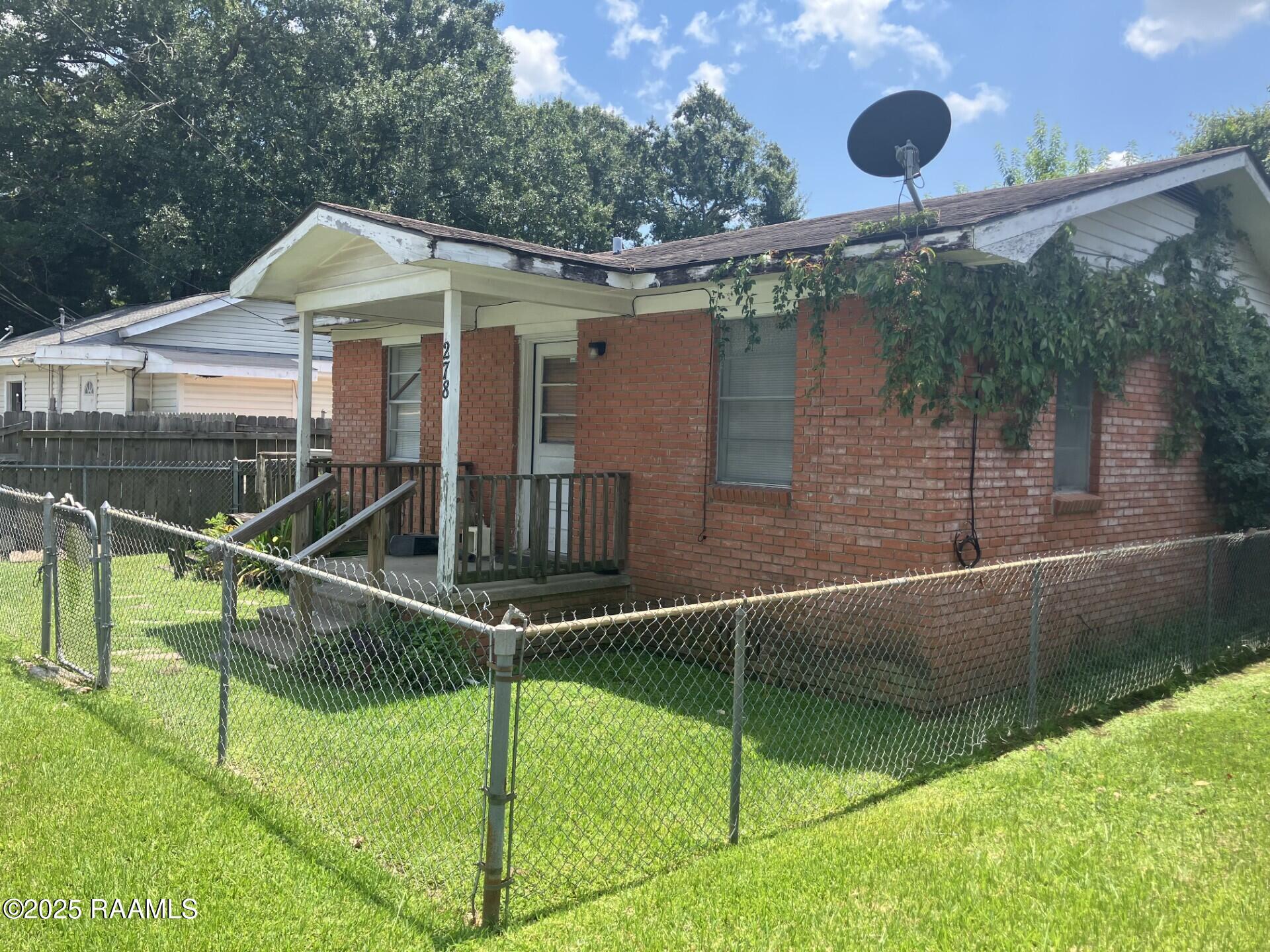 278 Paul Breaux, Lafayette LA