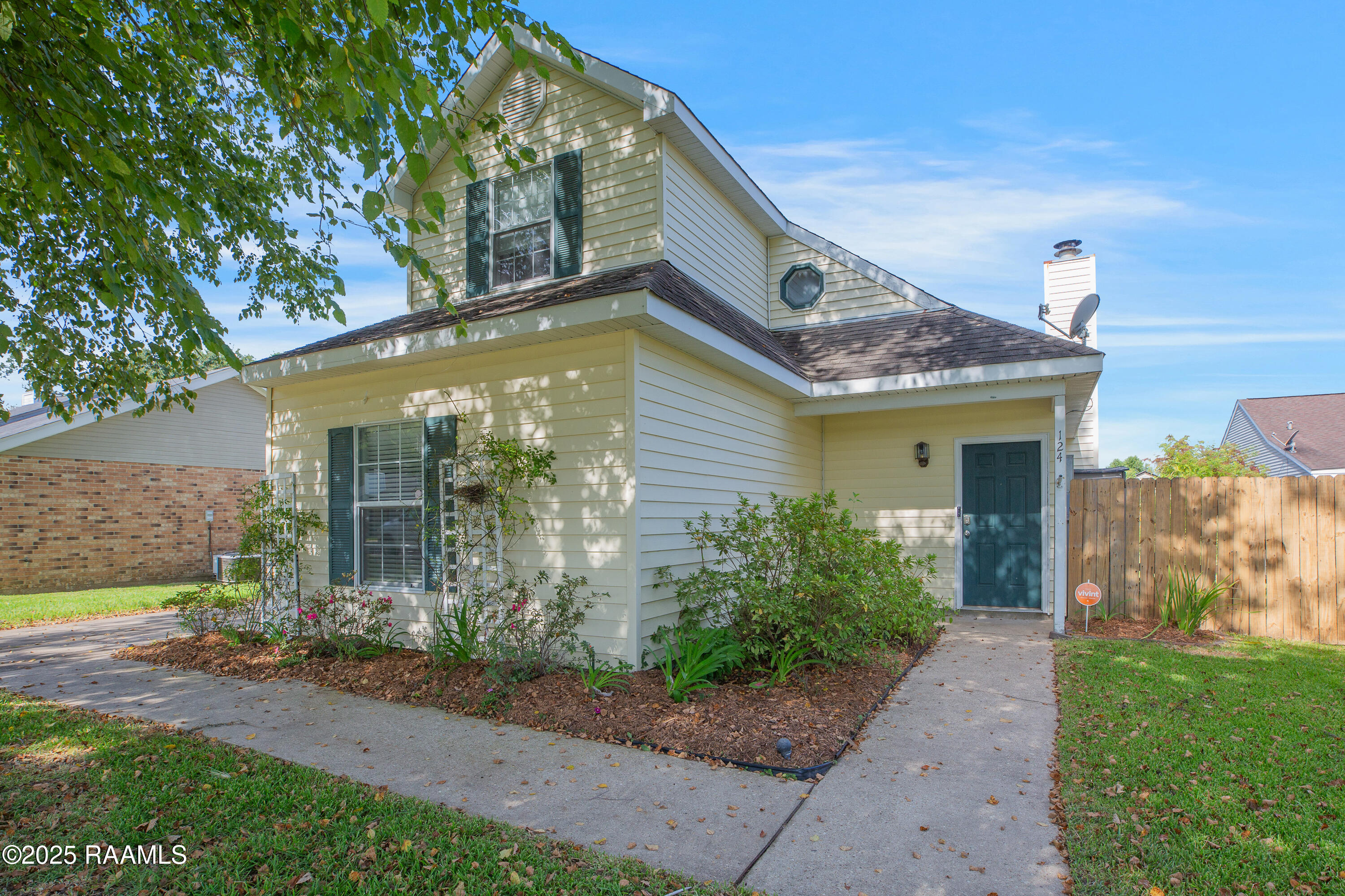 124 Marietta, Youngsville LA