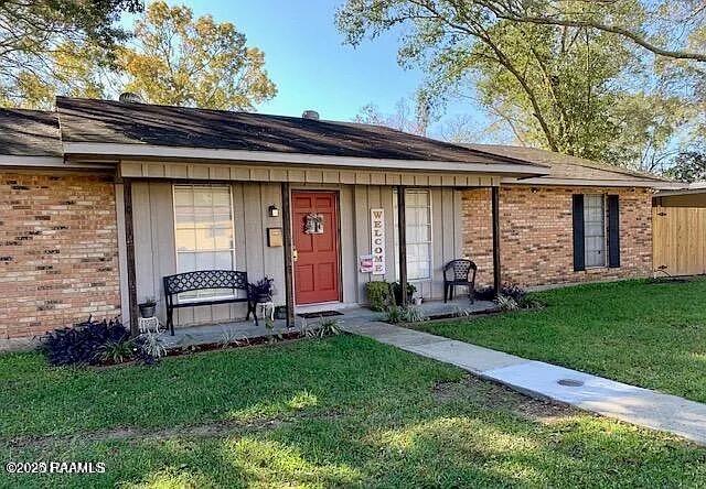 1701 W Peach, Eunice LA