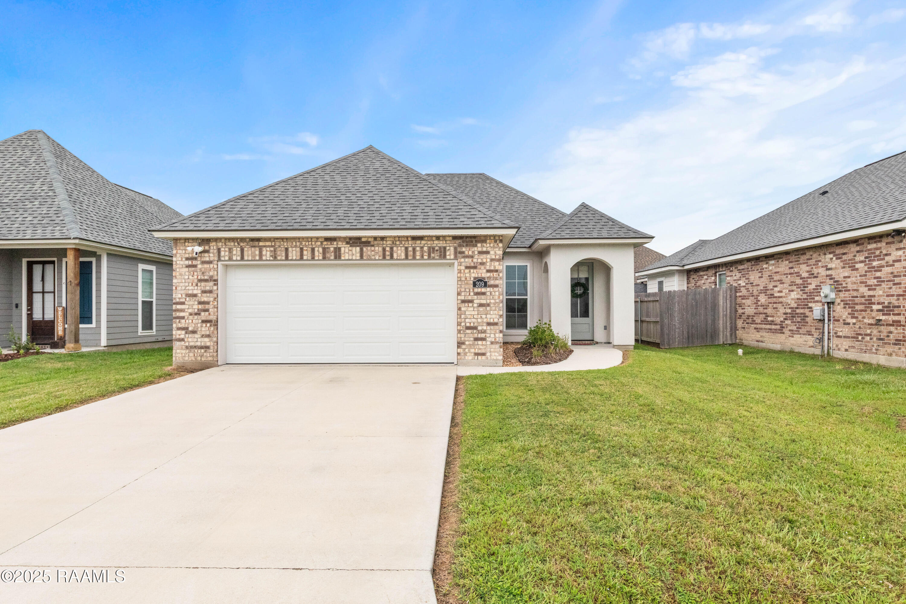 209 Adry, Youngsville LA