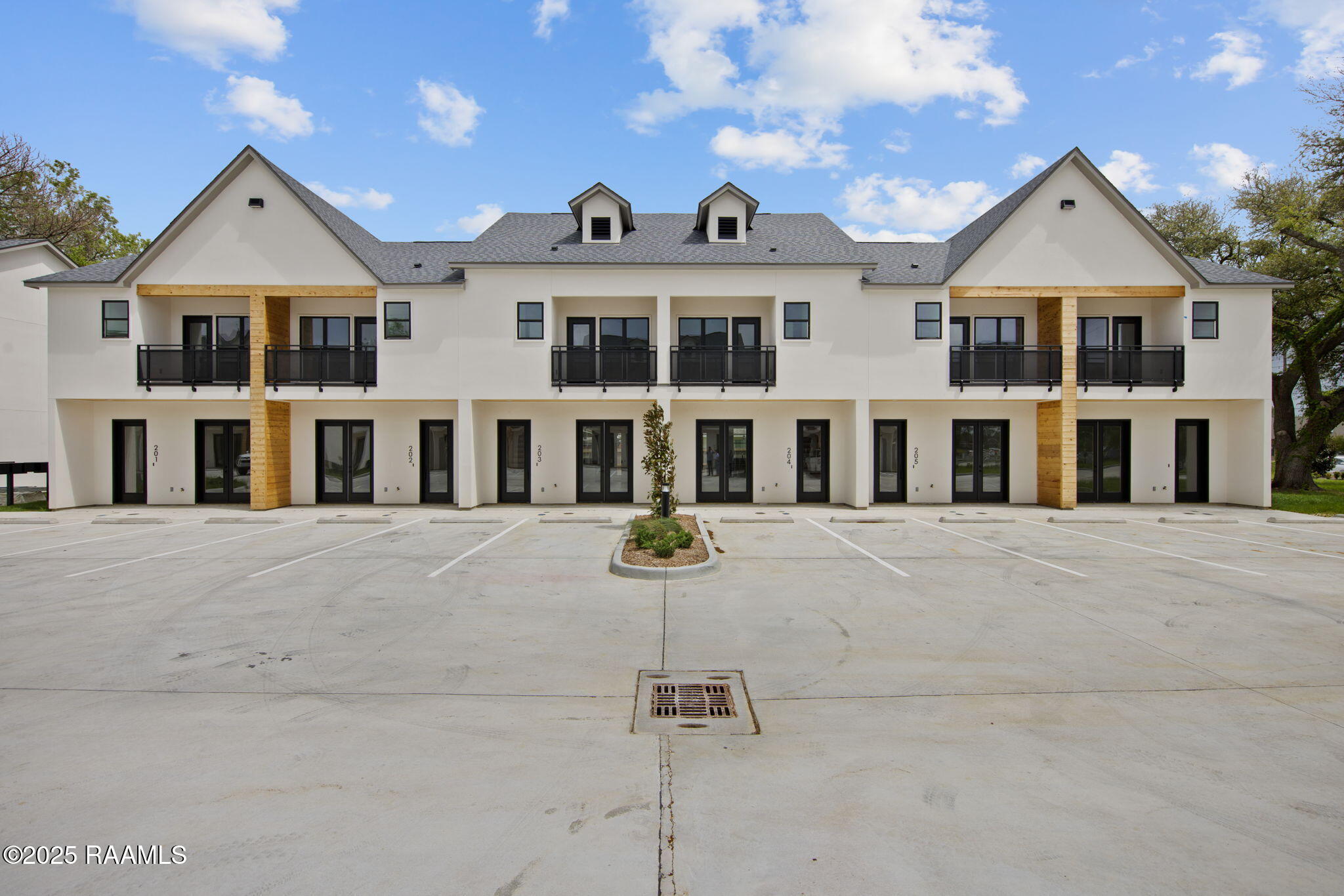 1510 Kaliste Saloom, Lafayette LA