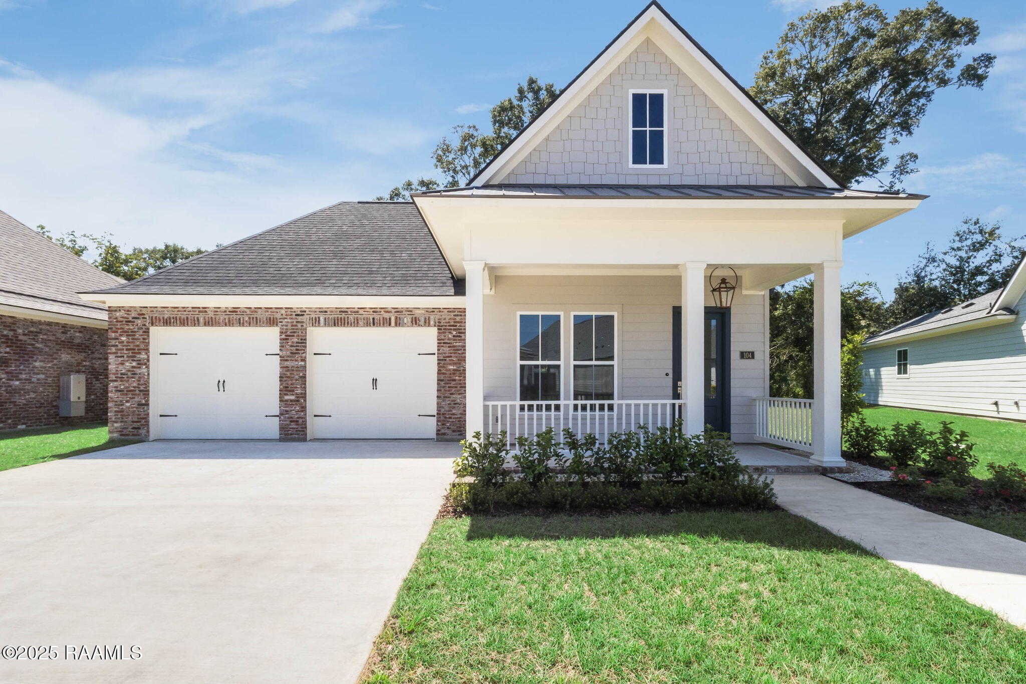 104 Manor House, Lafayette LA