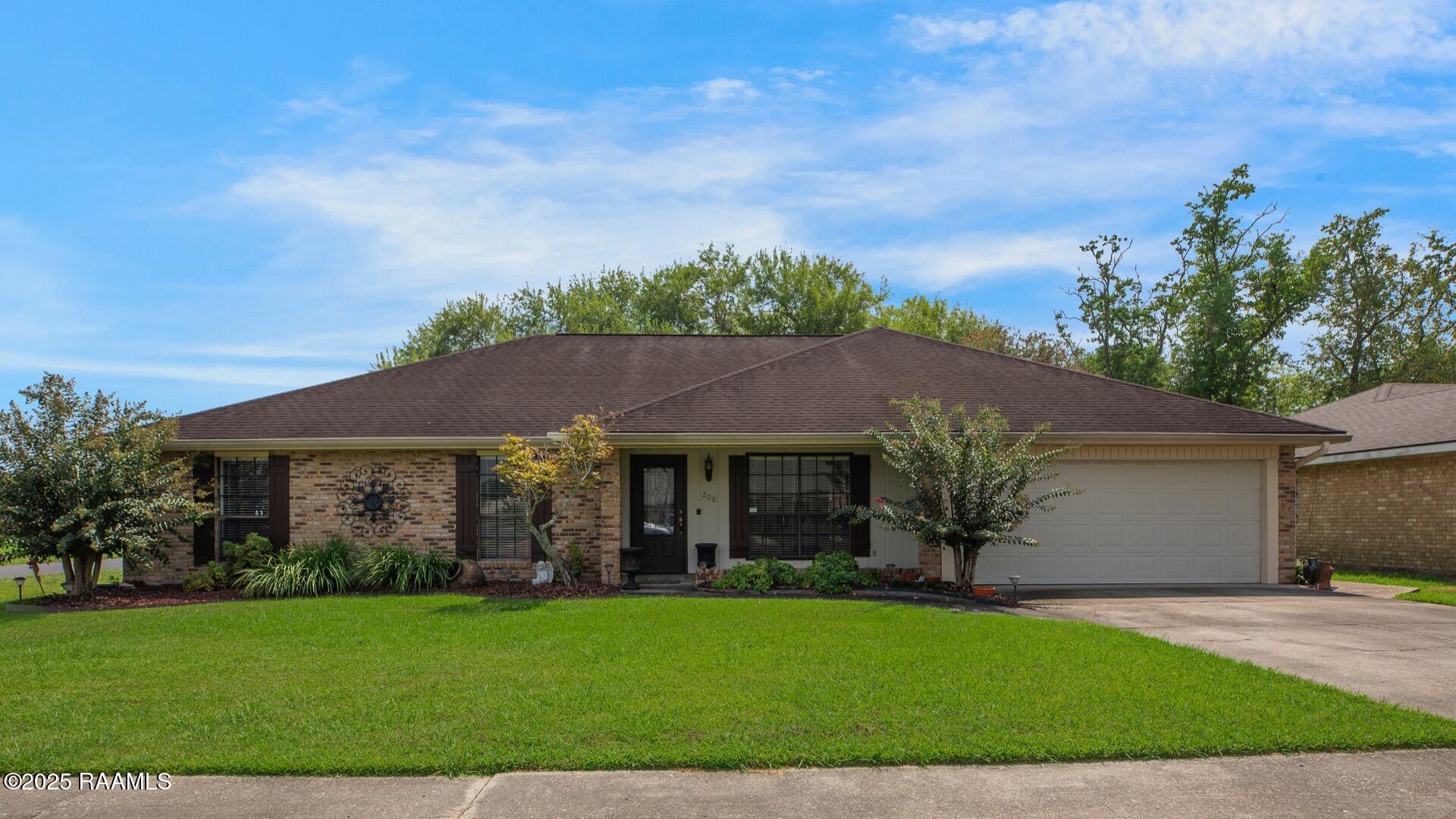 208 Pontalba, Lafayette LA