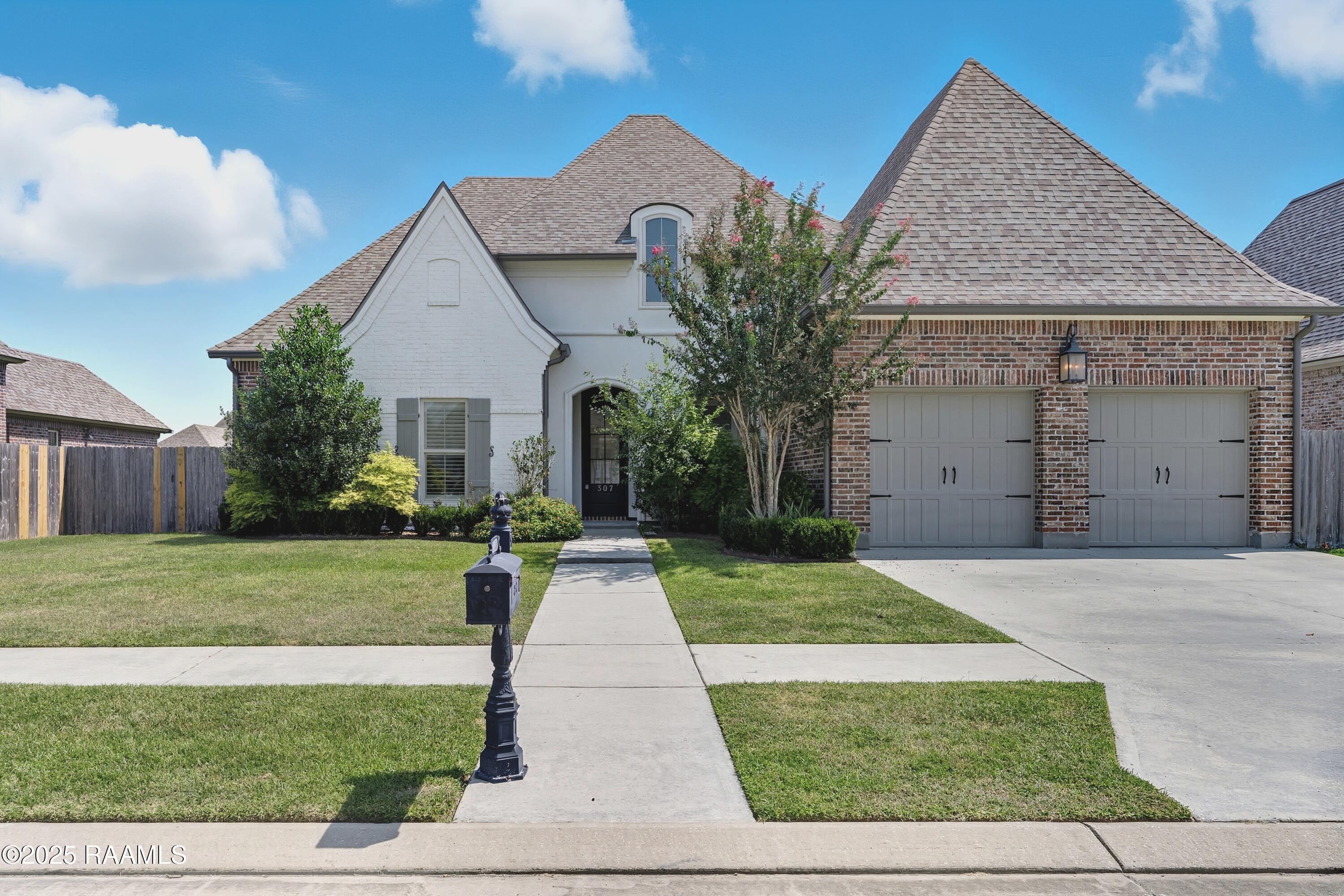 307 Sylvester, Broussard LA