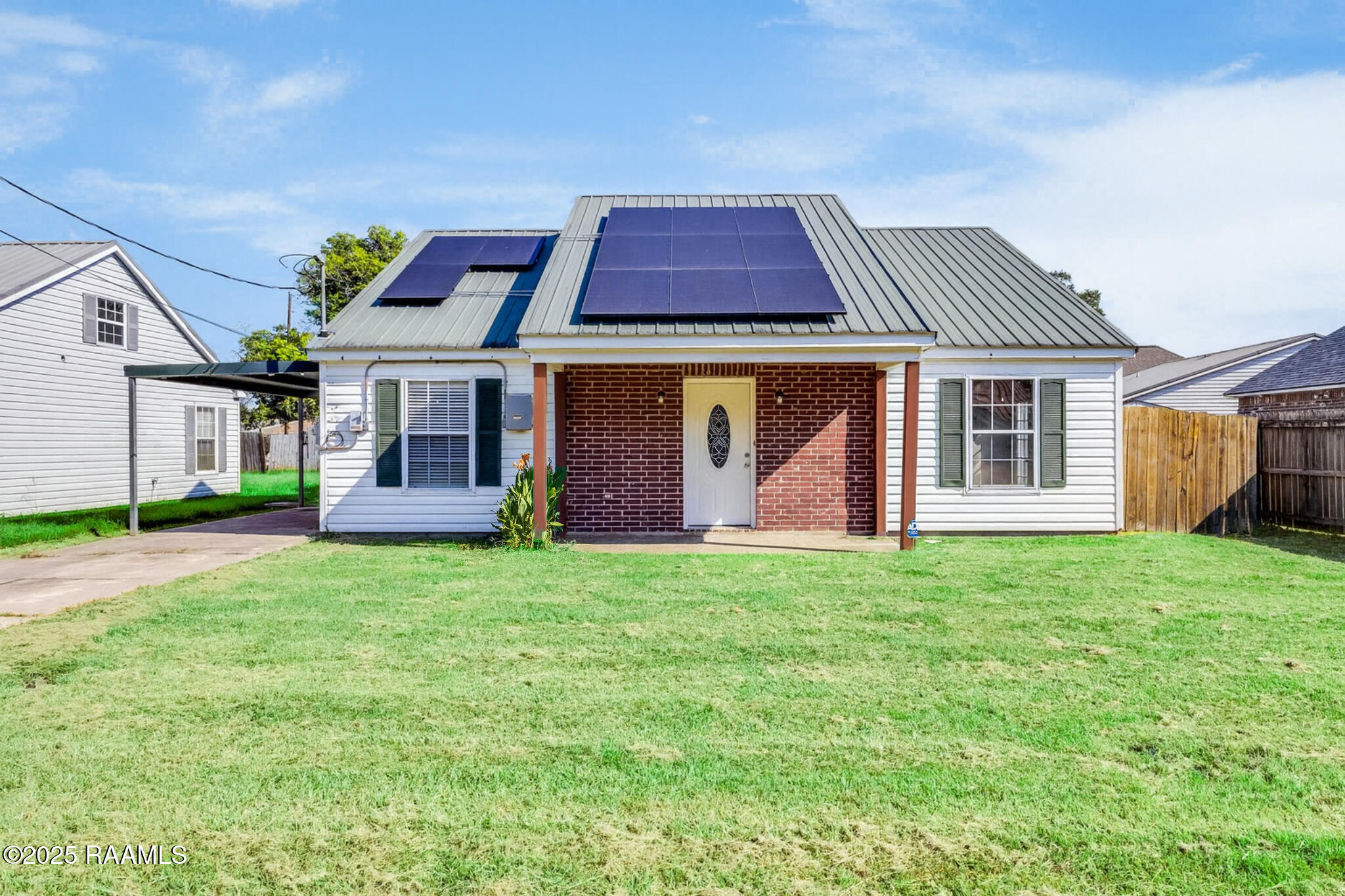 102 Linares, Carencro LA