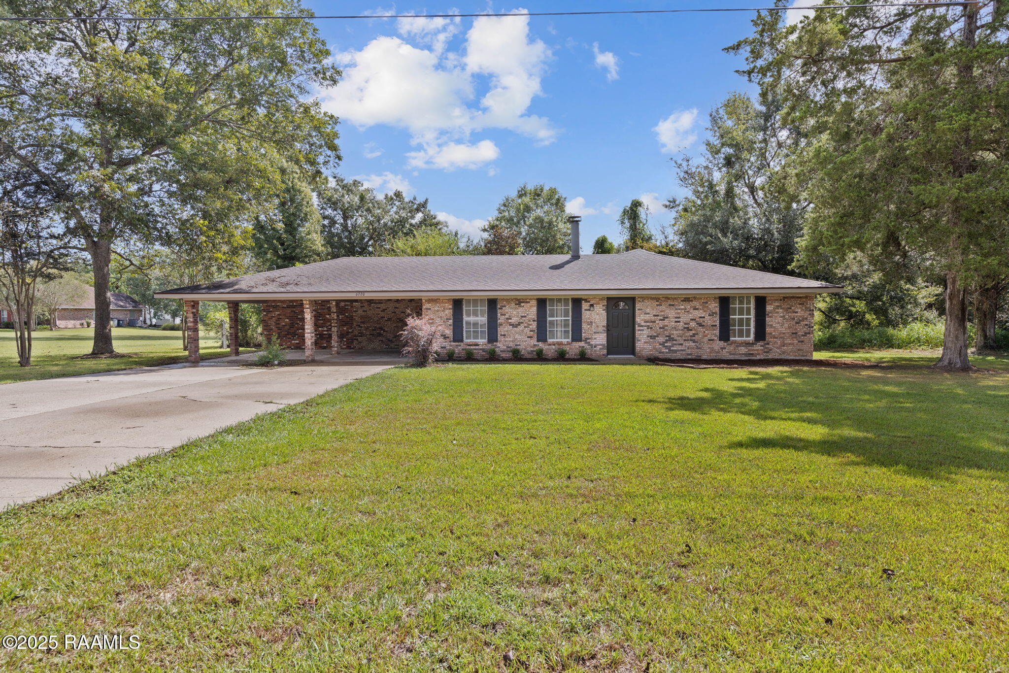 6720 N University, Carencro LA