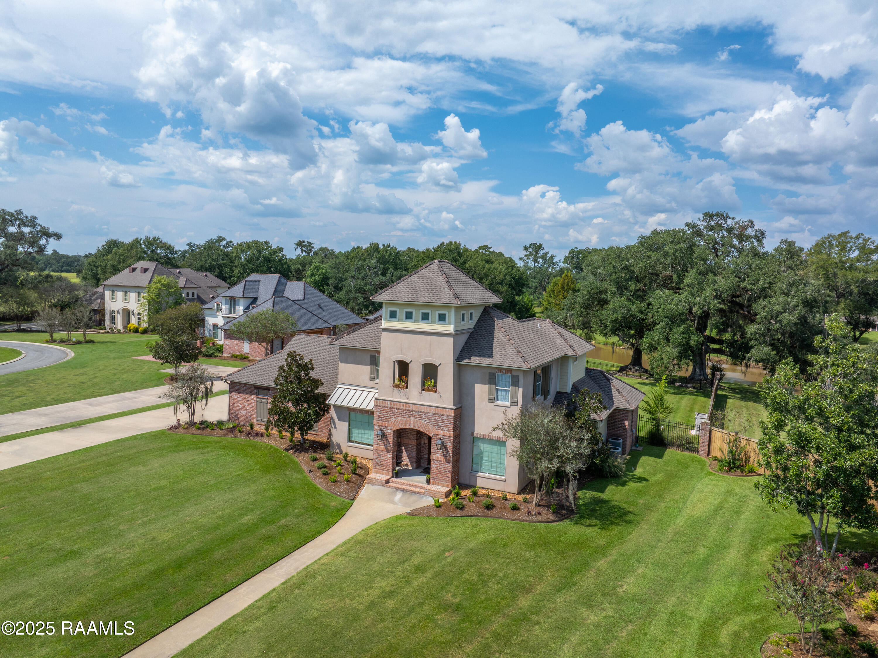 1058 Angelwood, Breaux Bridge LA