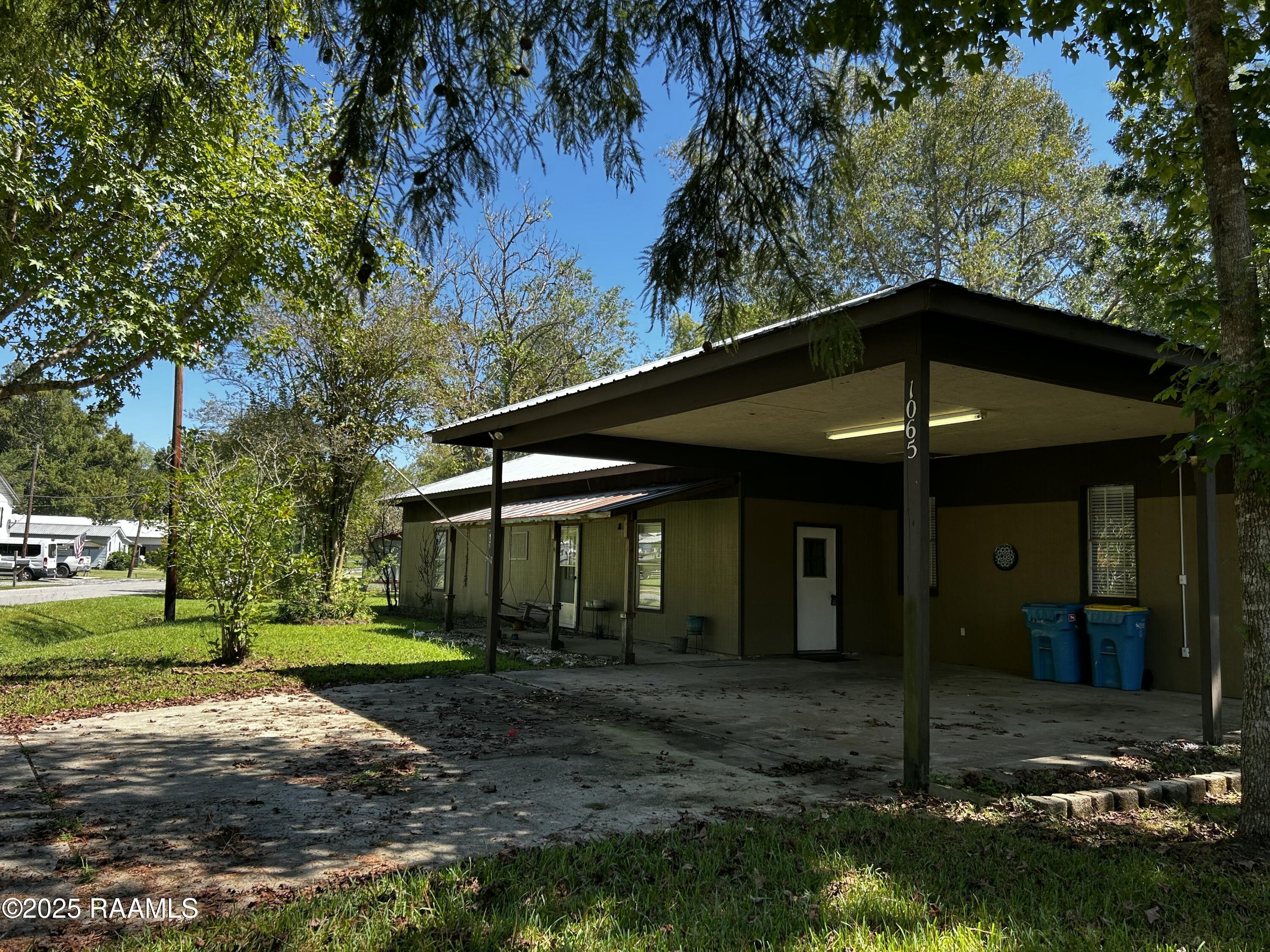 1065 Vermilion, Breaux Bridge LA