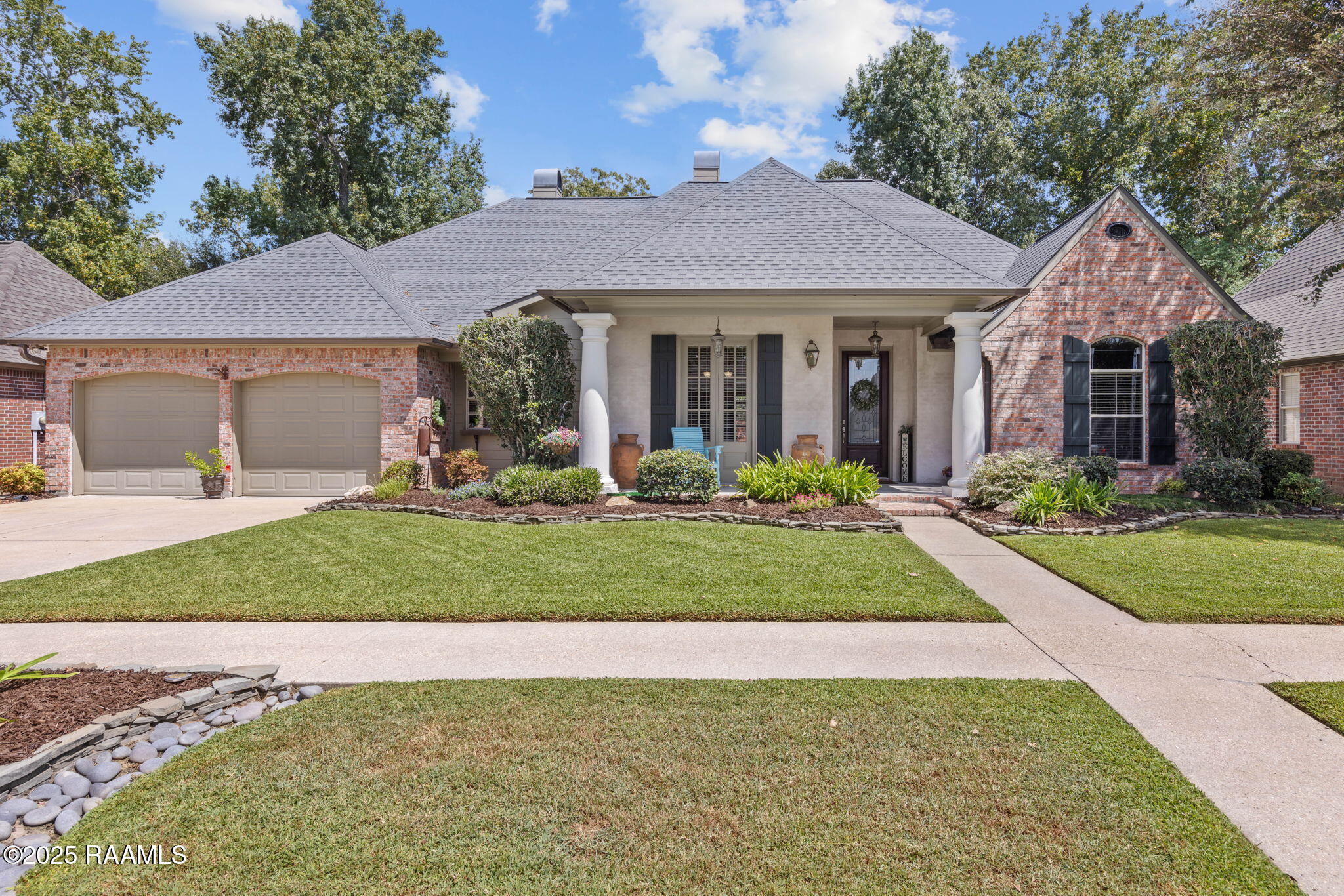 115 Magazine, Lafayette LA