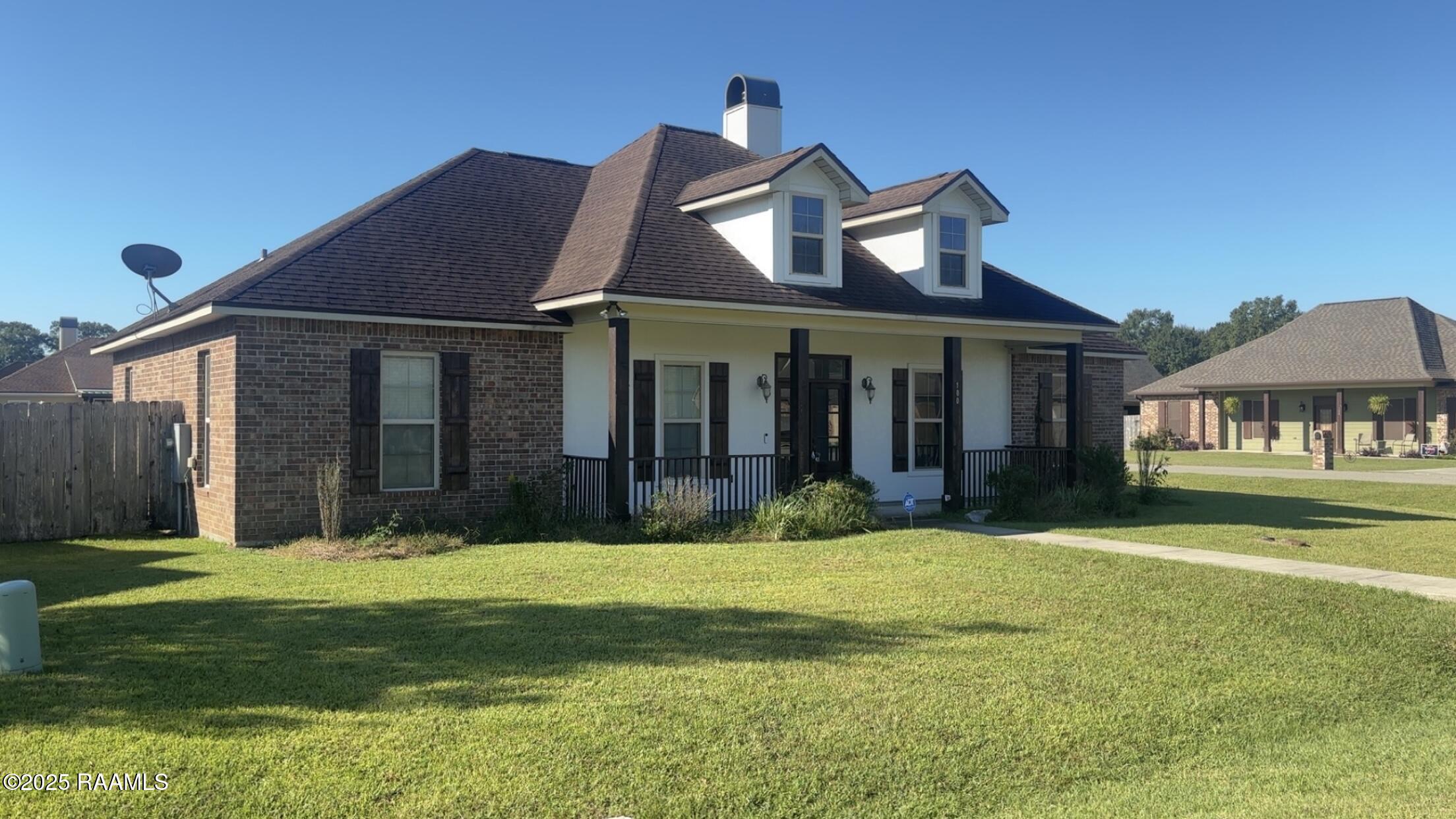 100 Sawtooth, Carencro LA