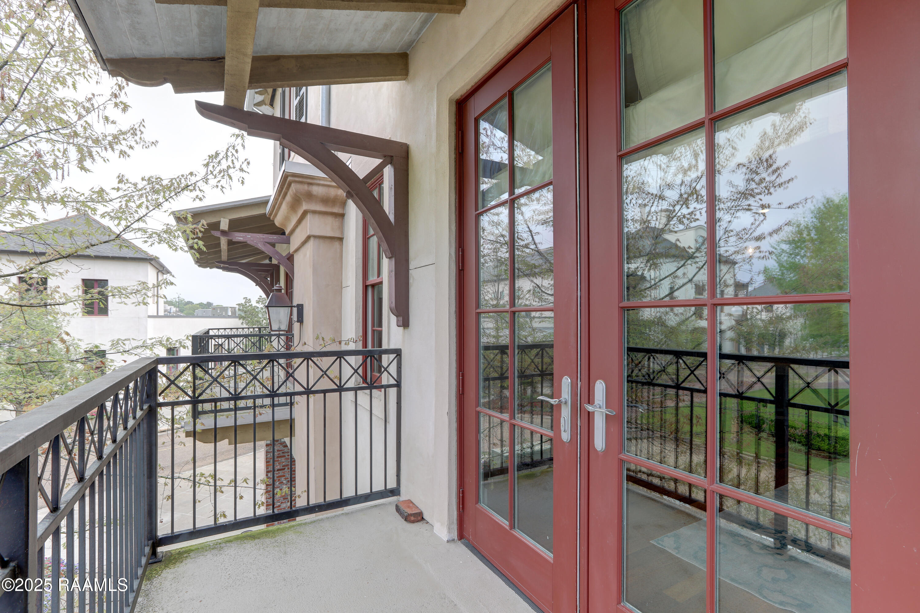 605 Silverstone, Lafayette LA