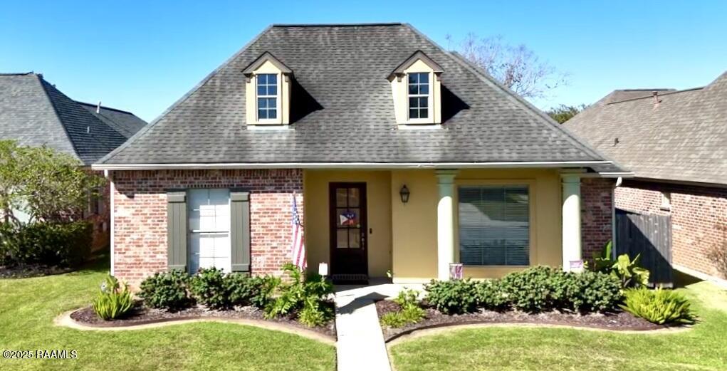 106 St Martinique, Lafayette LA