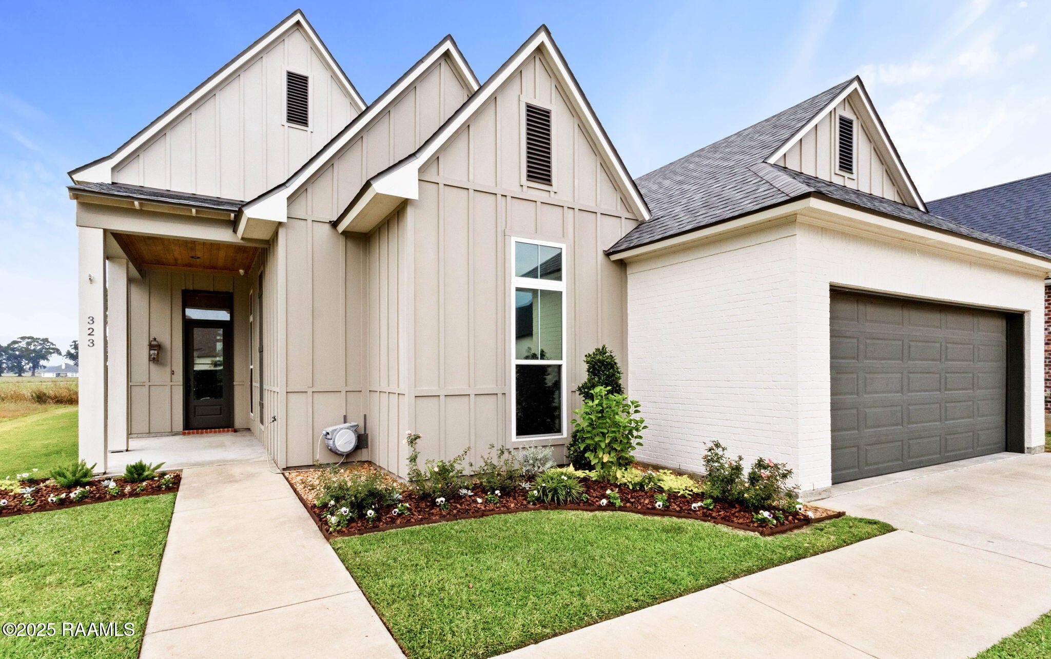 323 Big Lake, Youngsville LA