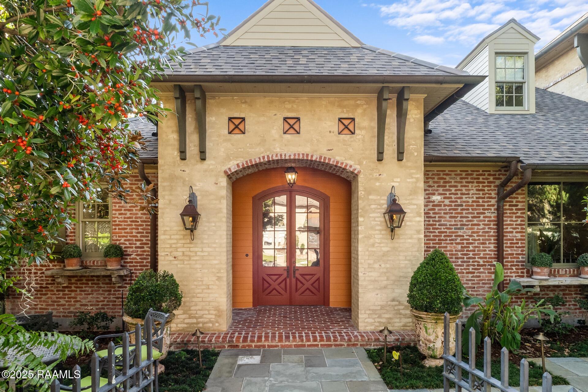 104 Ducharme, Lafayette LA