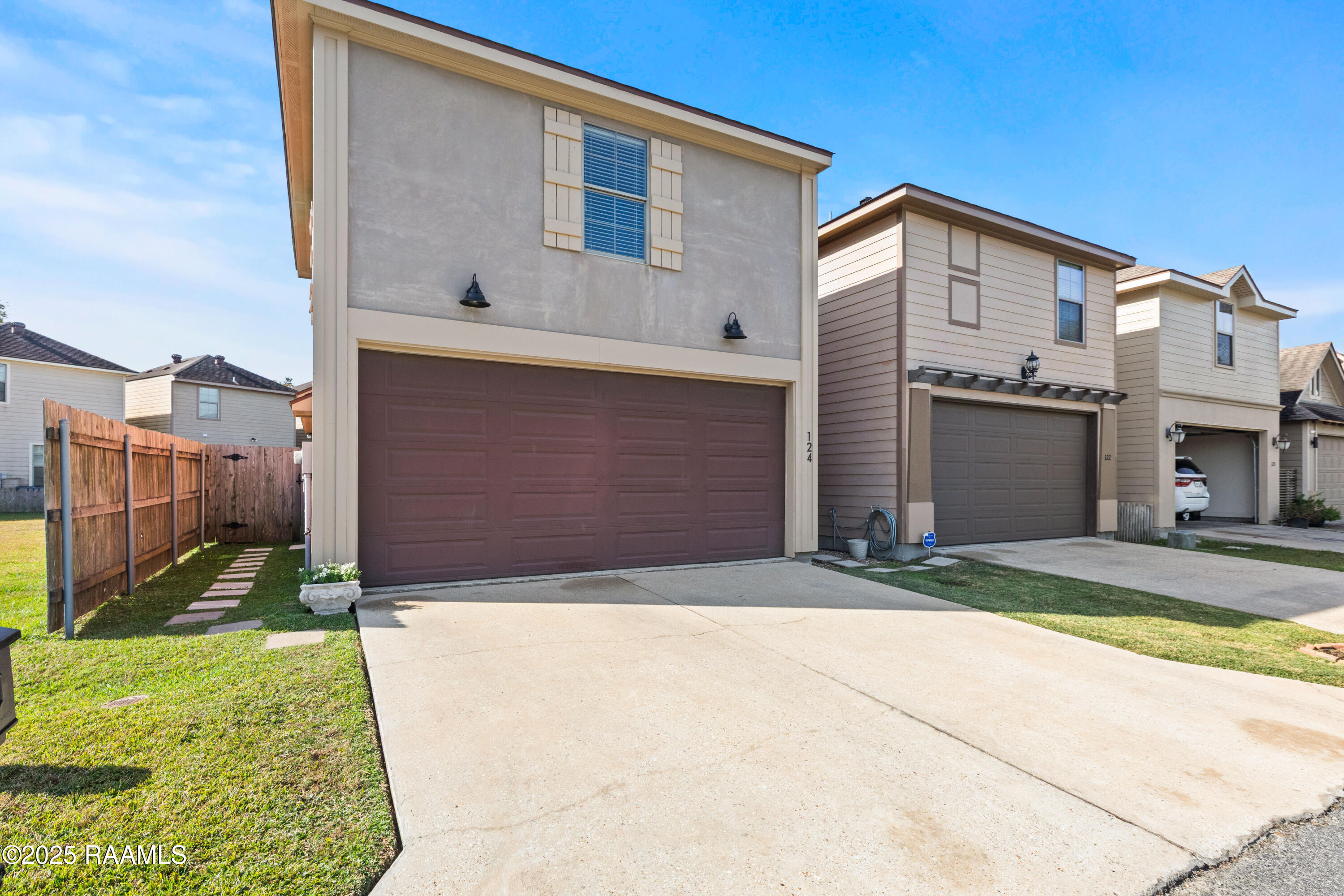 124 Fullerton, Lafayette LA