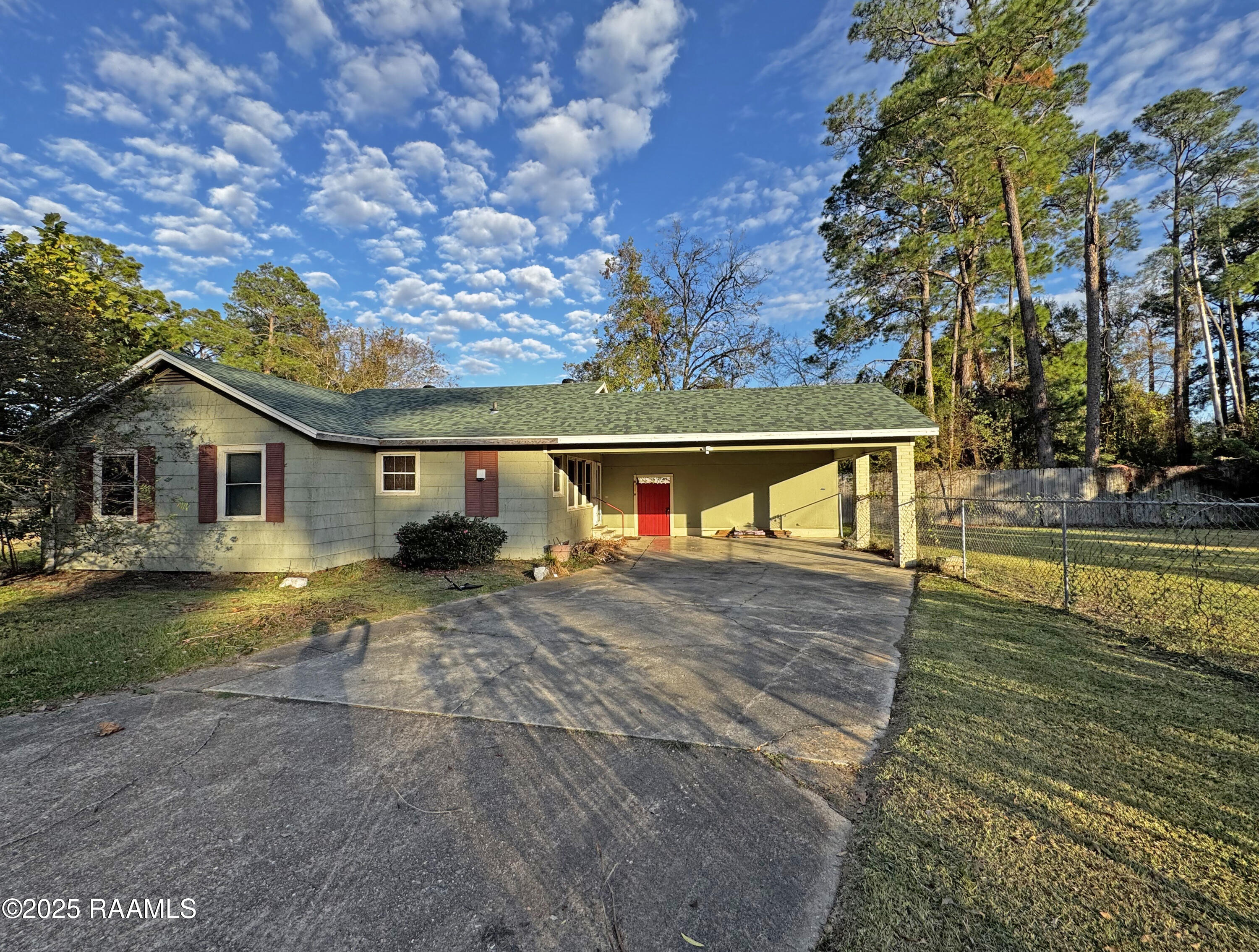 131 W Dunbar, Opelousas LA