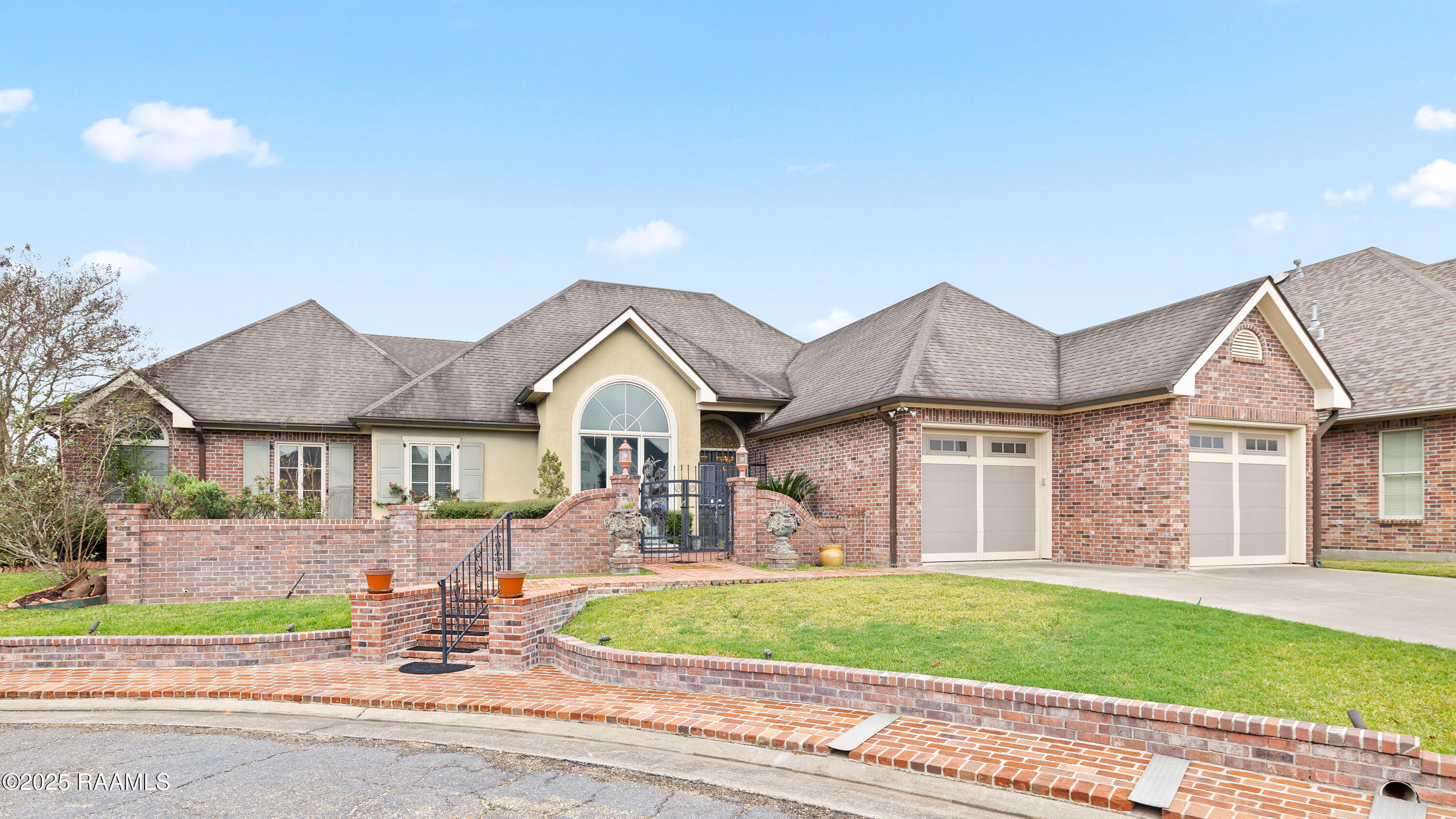 12 Steamboat Bend, New Iberia LA