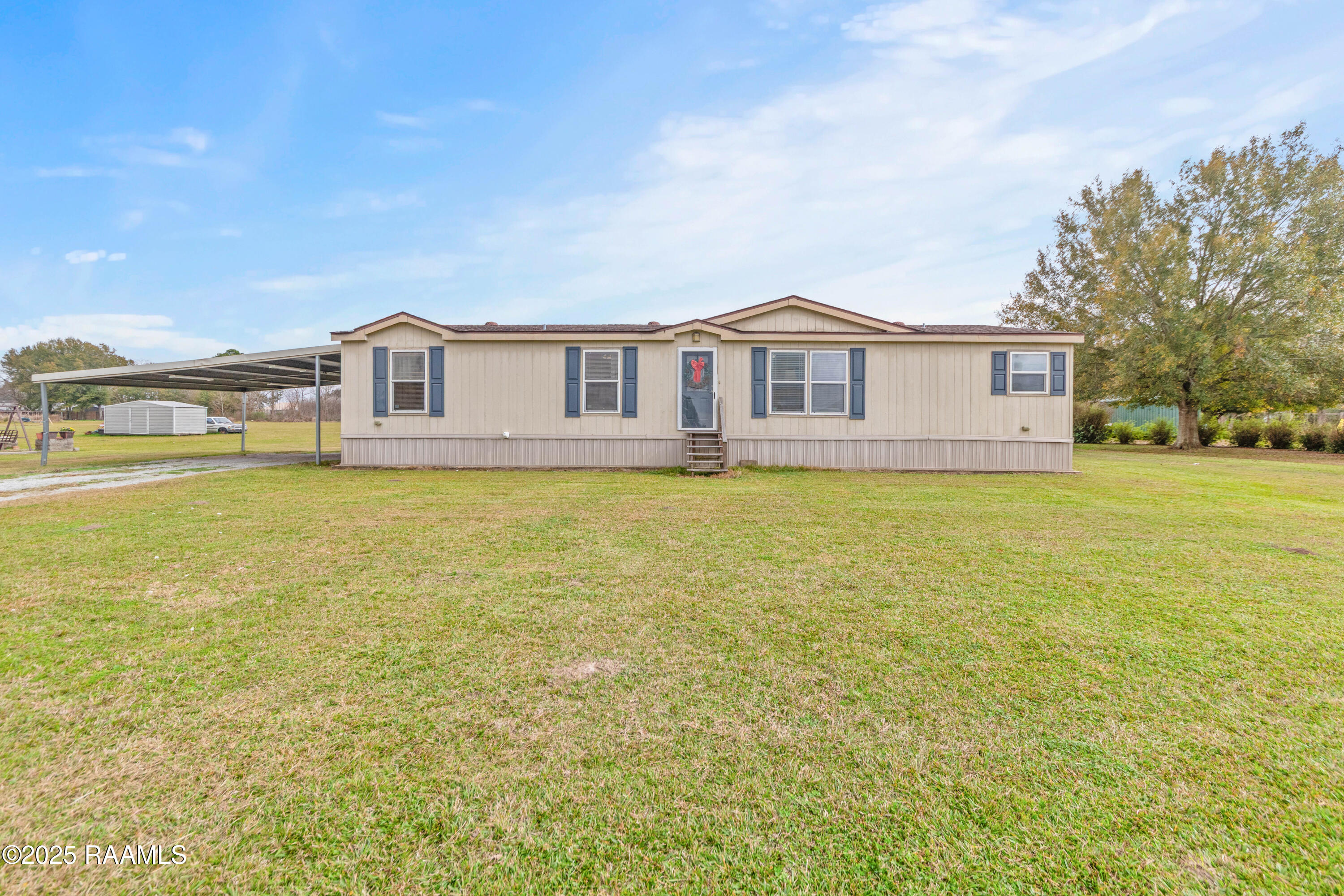 5205 Loy, Maurice LA