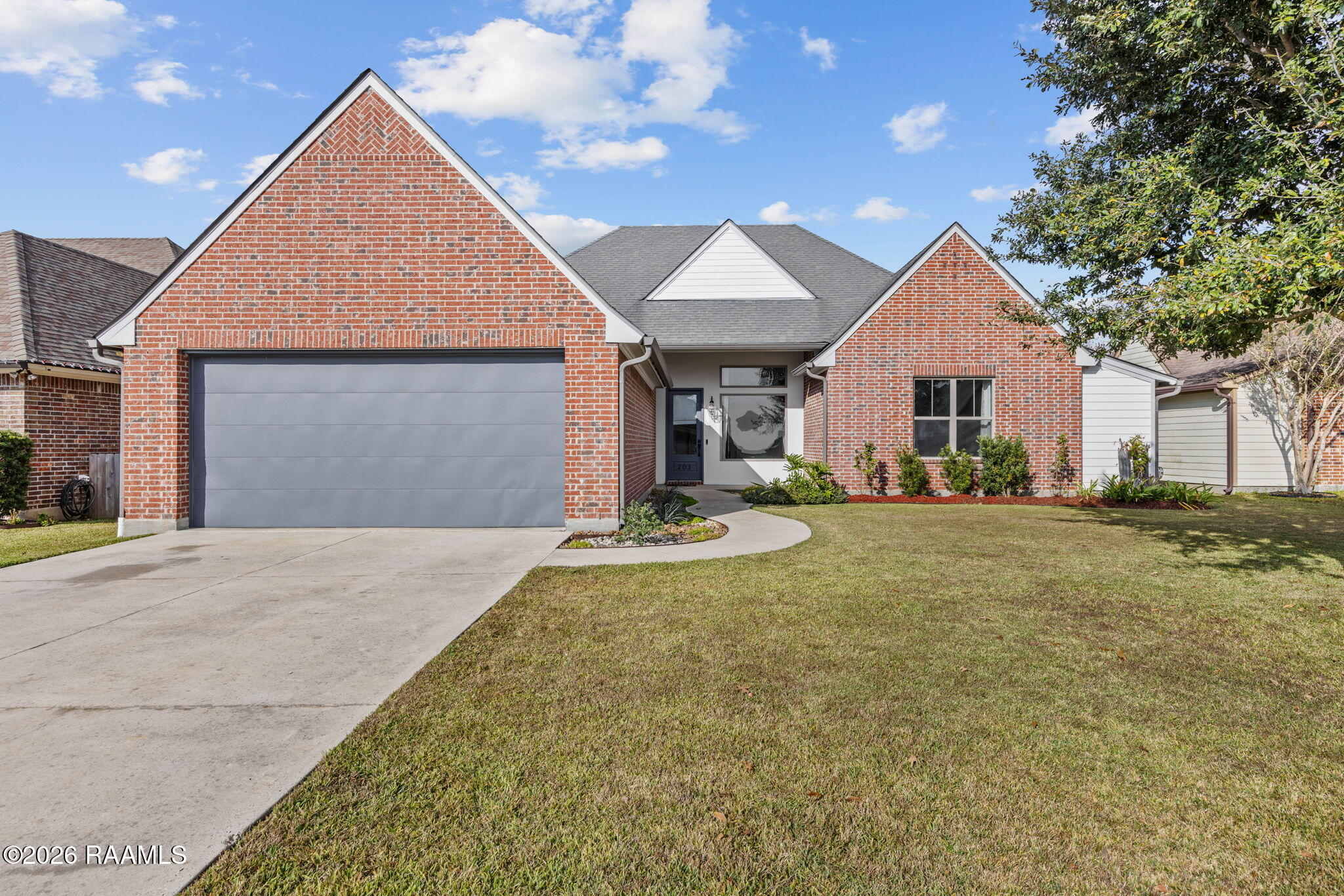 203 Cane Creek, Broussard LA
