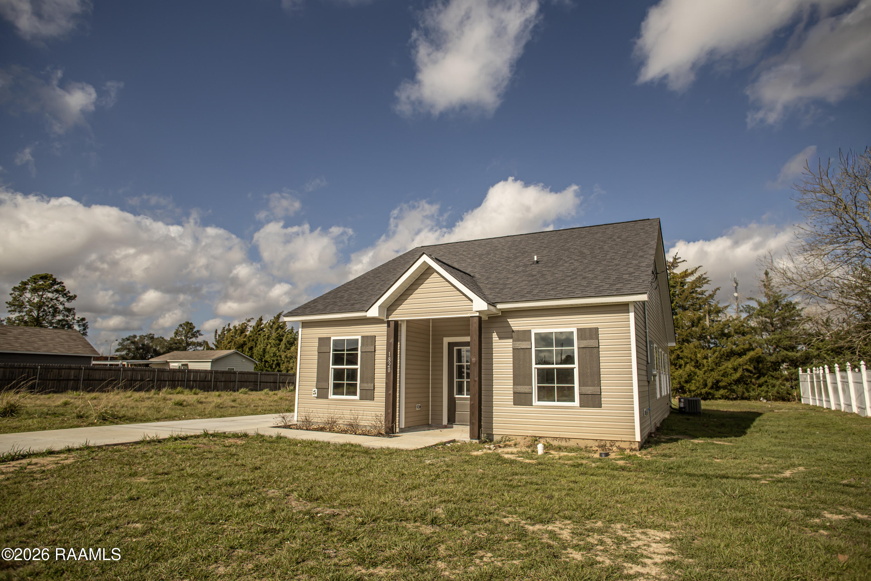 1820 Hazel, Eunice LA