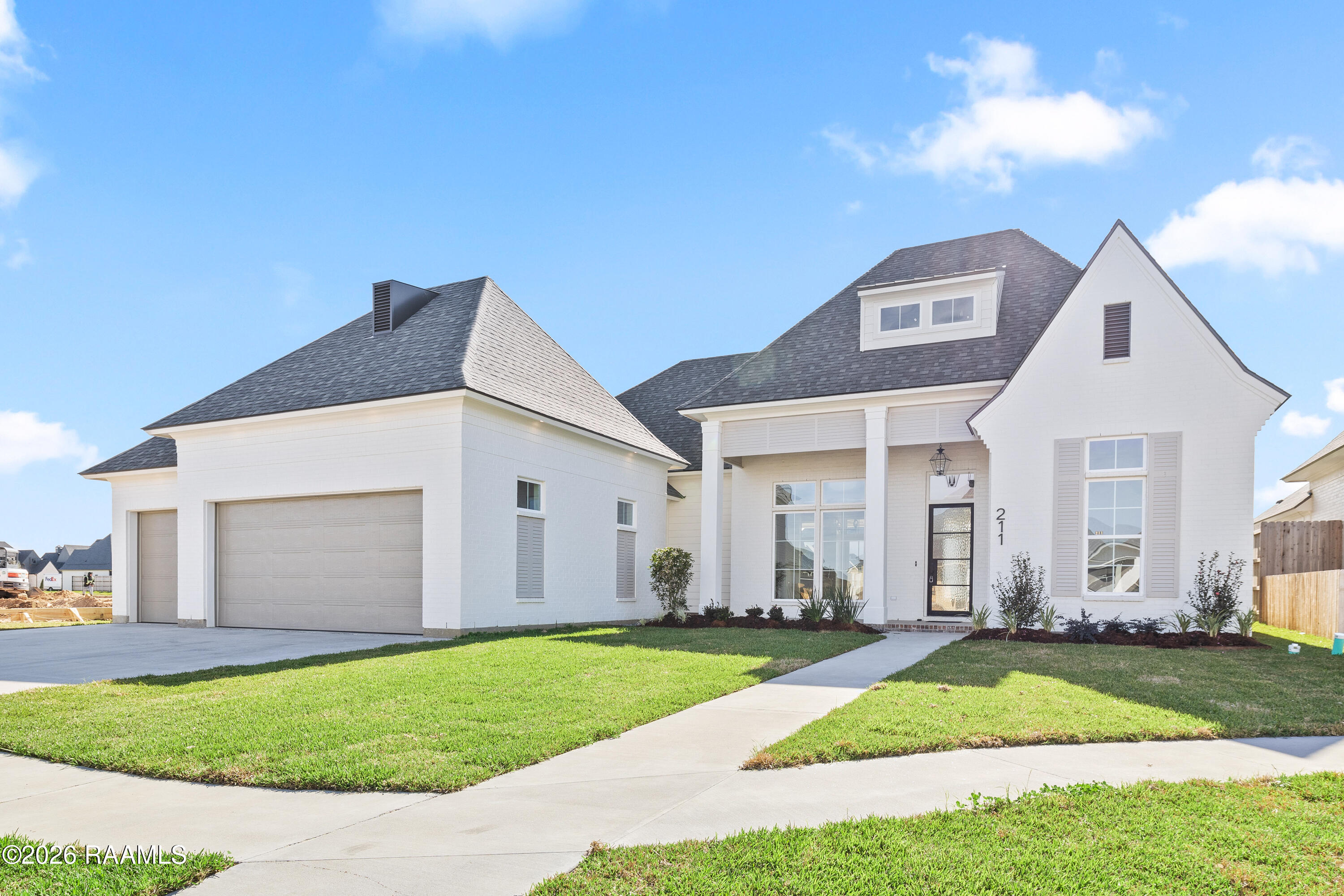 211 Sabal Grove, Youngsville LA