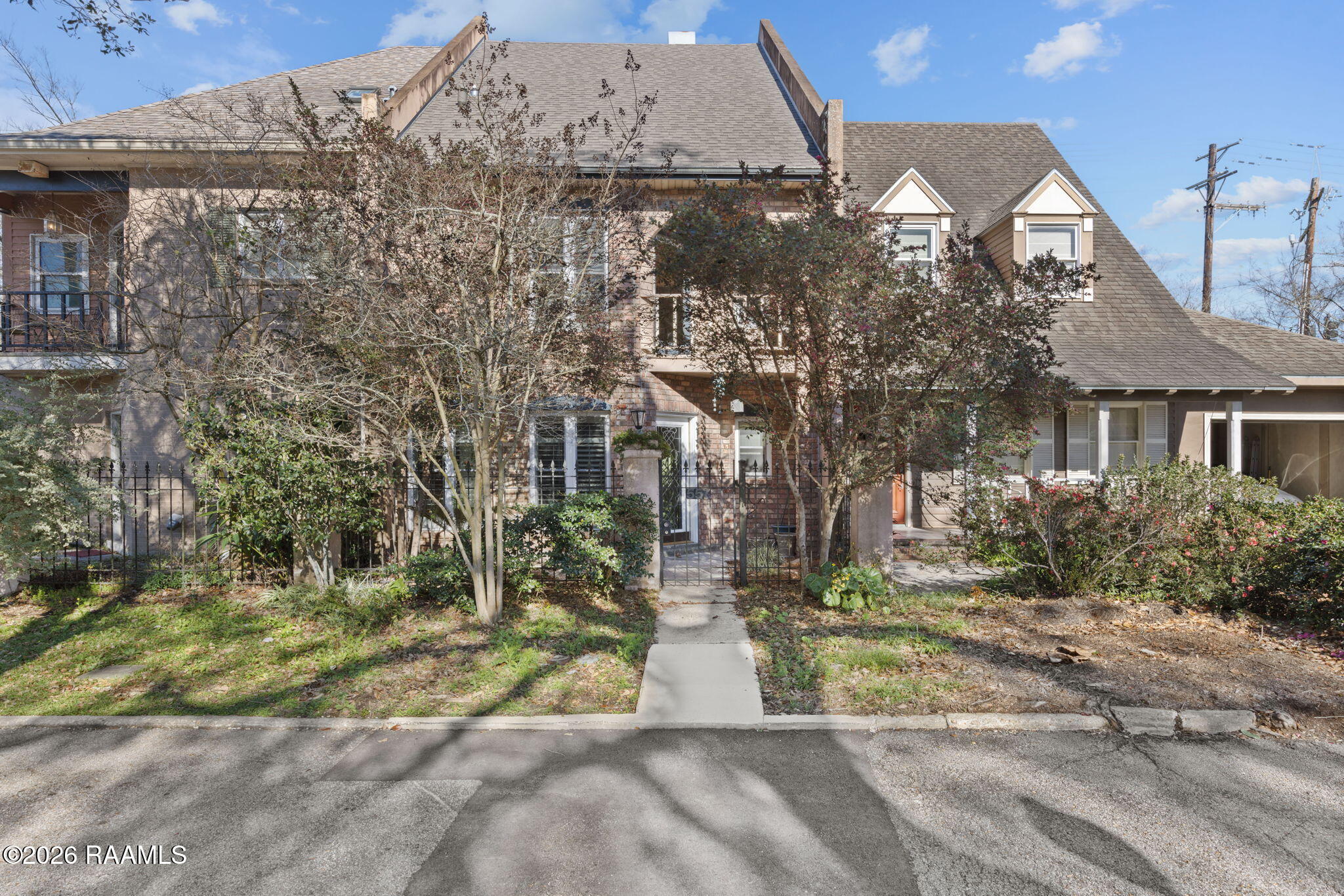 557 Esplanade, Lafayette LA