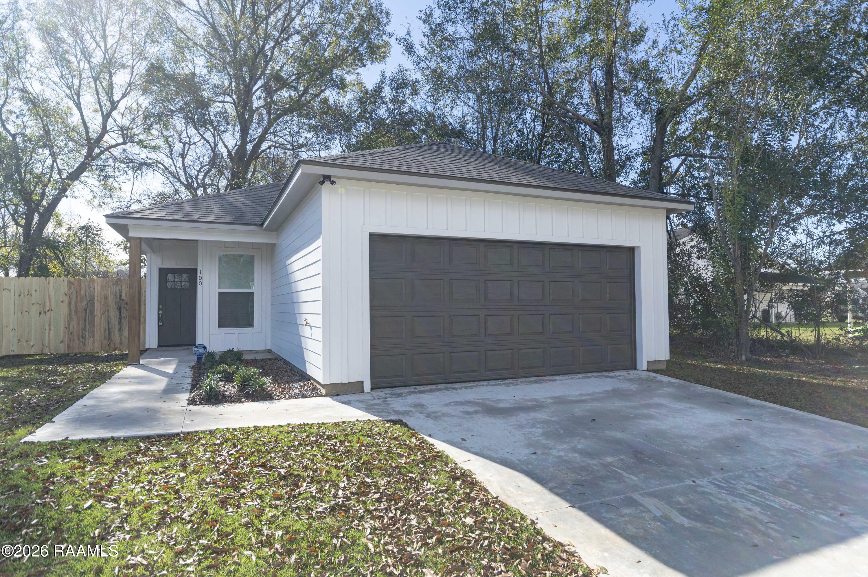 100 Jantz, Lafayette LA