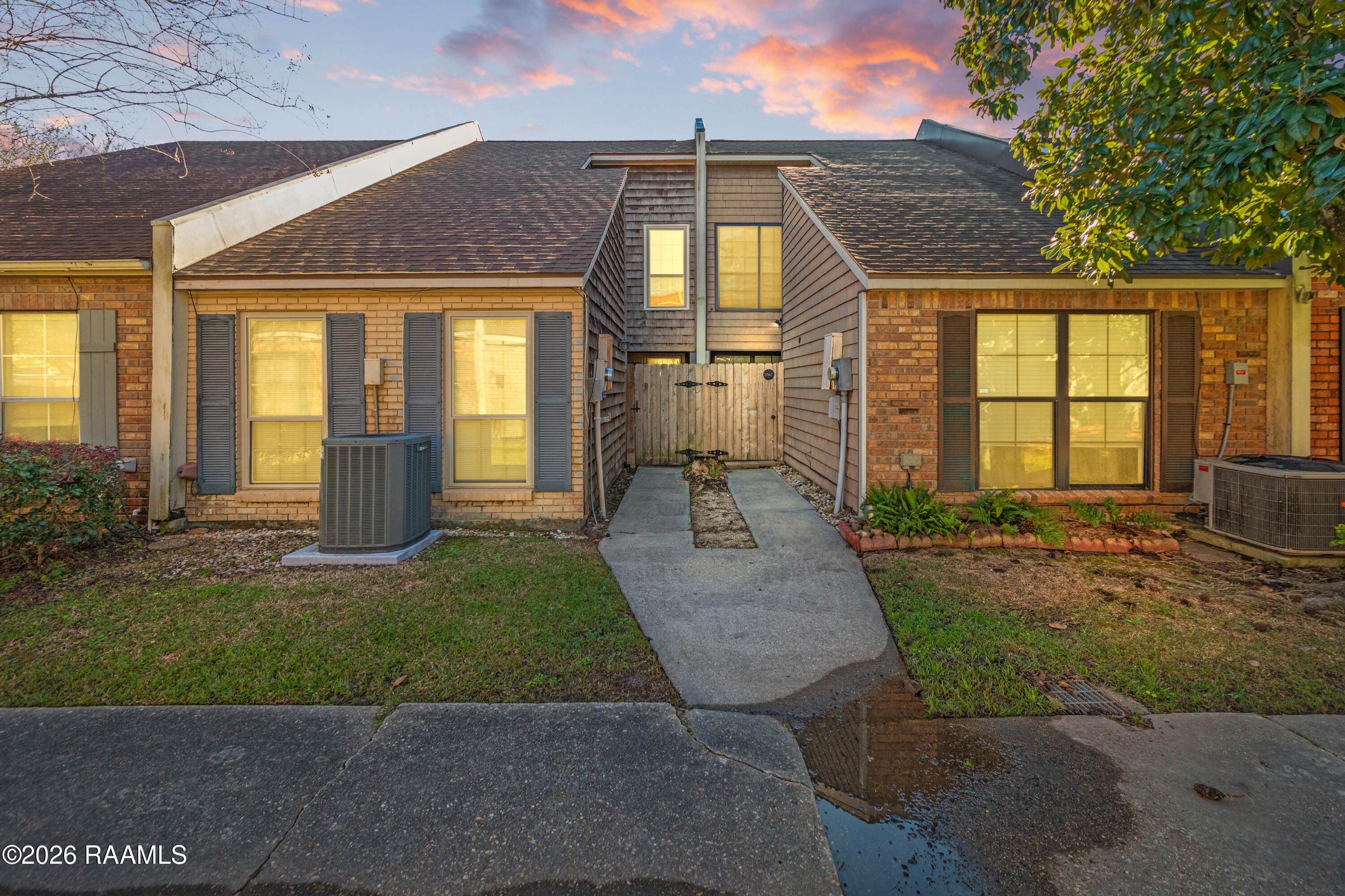 204 Long Plantation, Lafayette LA