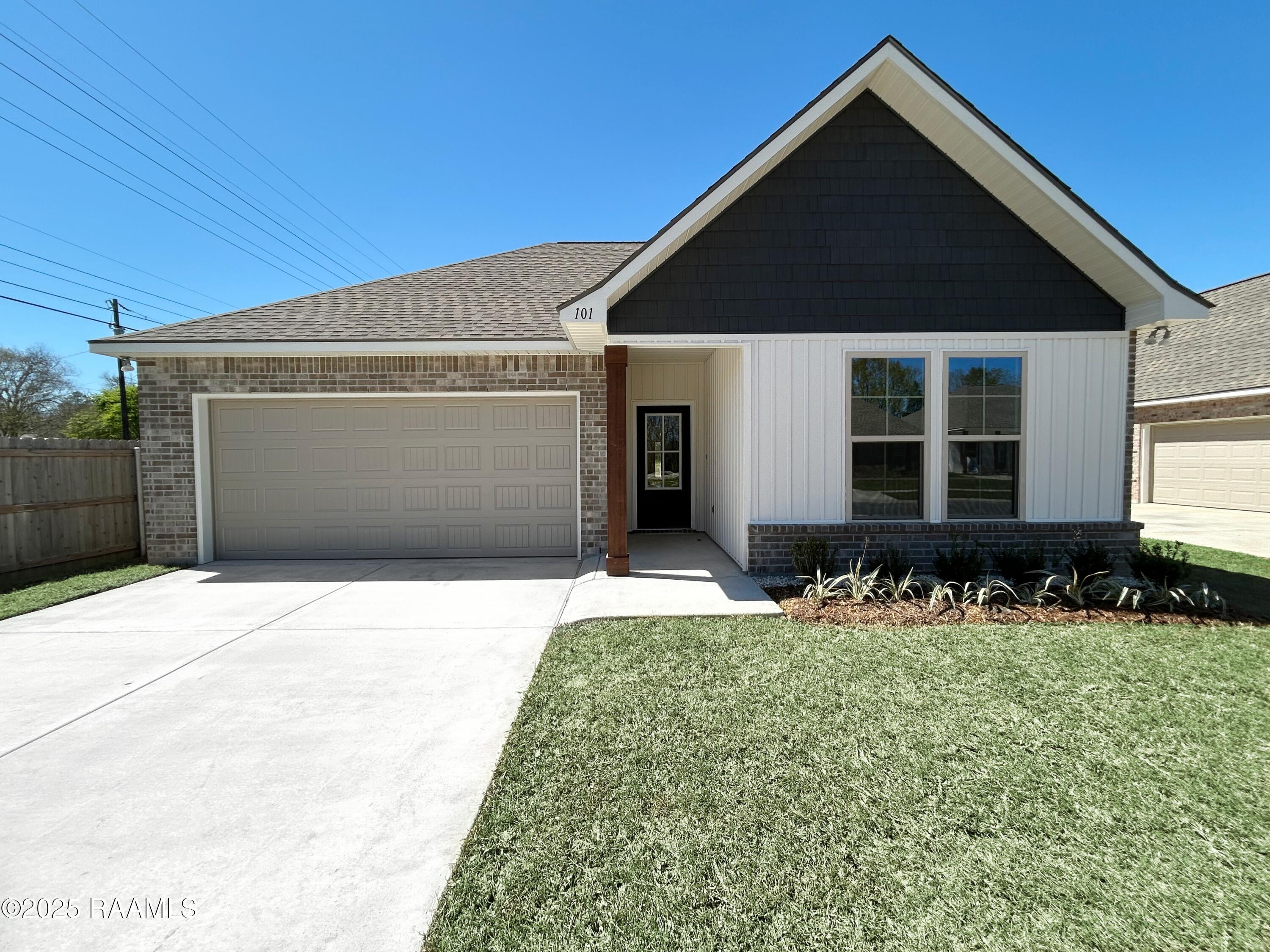 101 Oak Haven, Lafayette LA