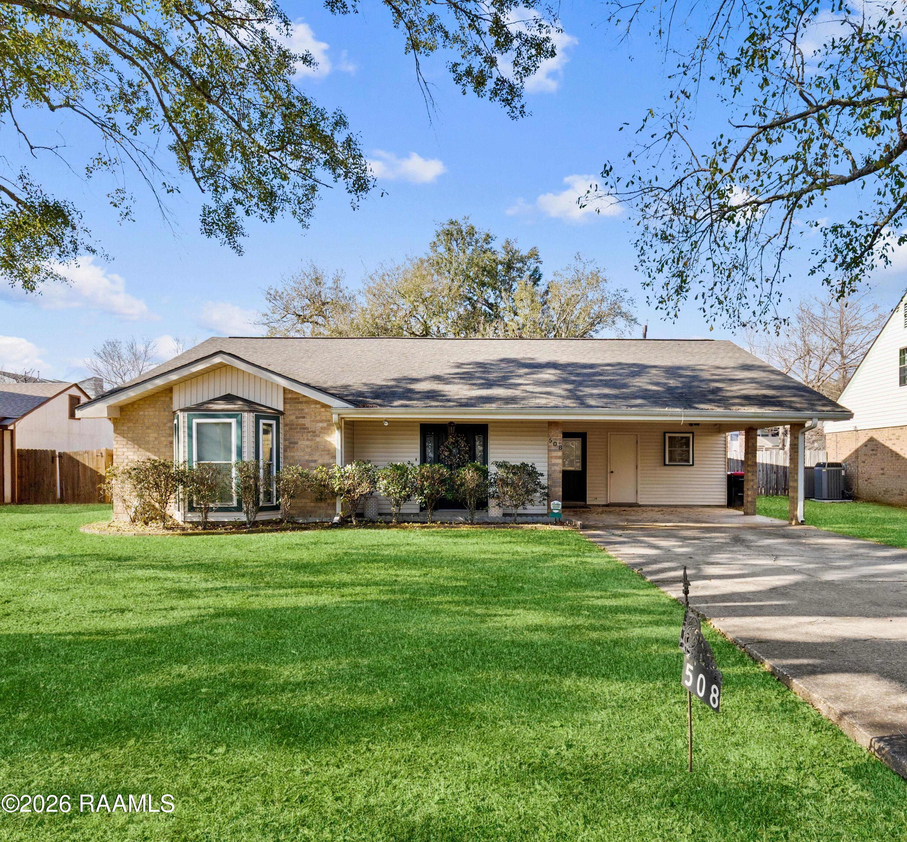 508 Paris, Lafayette LA