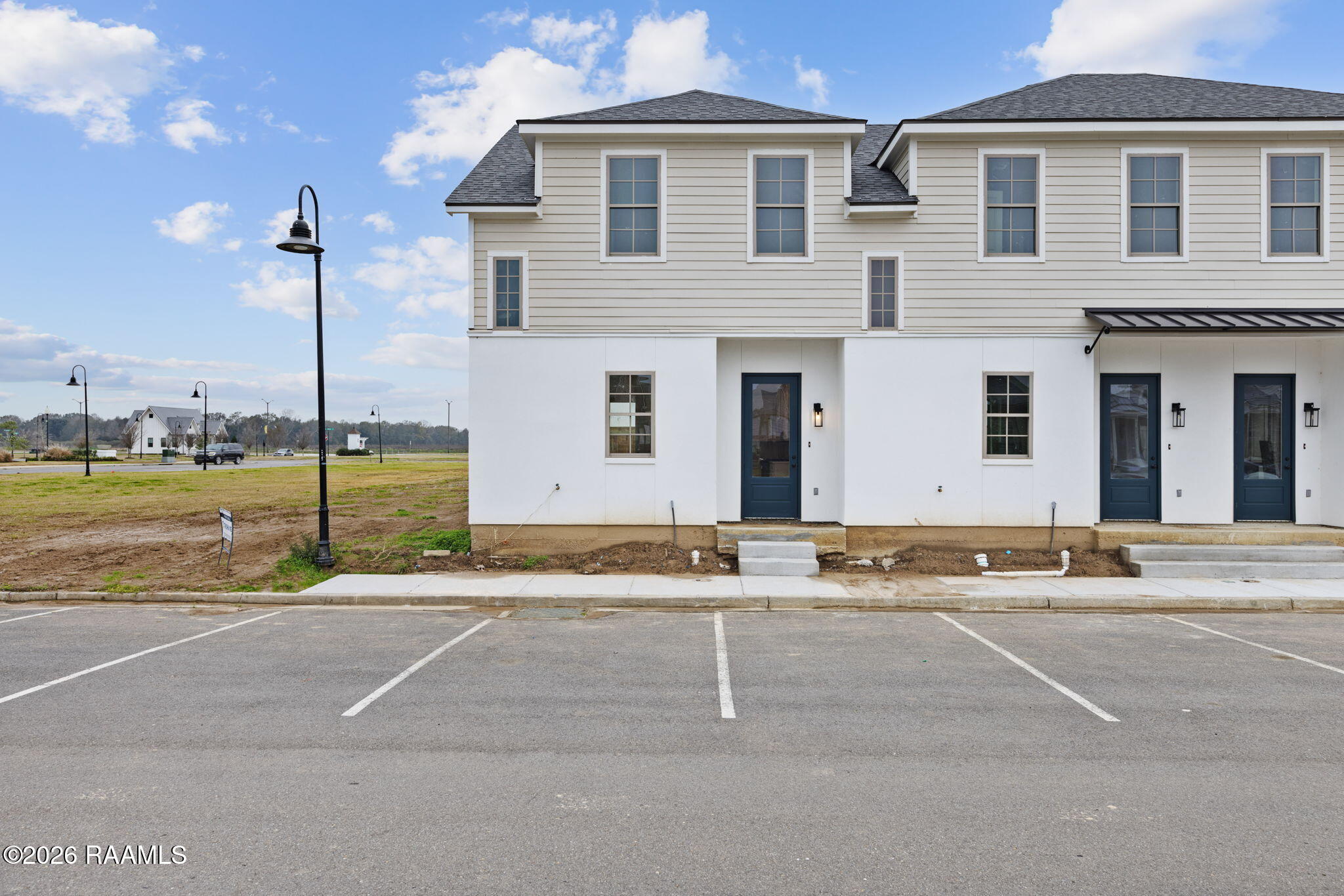 315 Sandstone, Scott LA