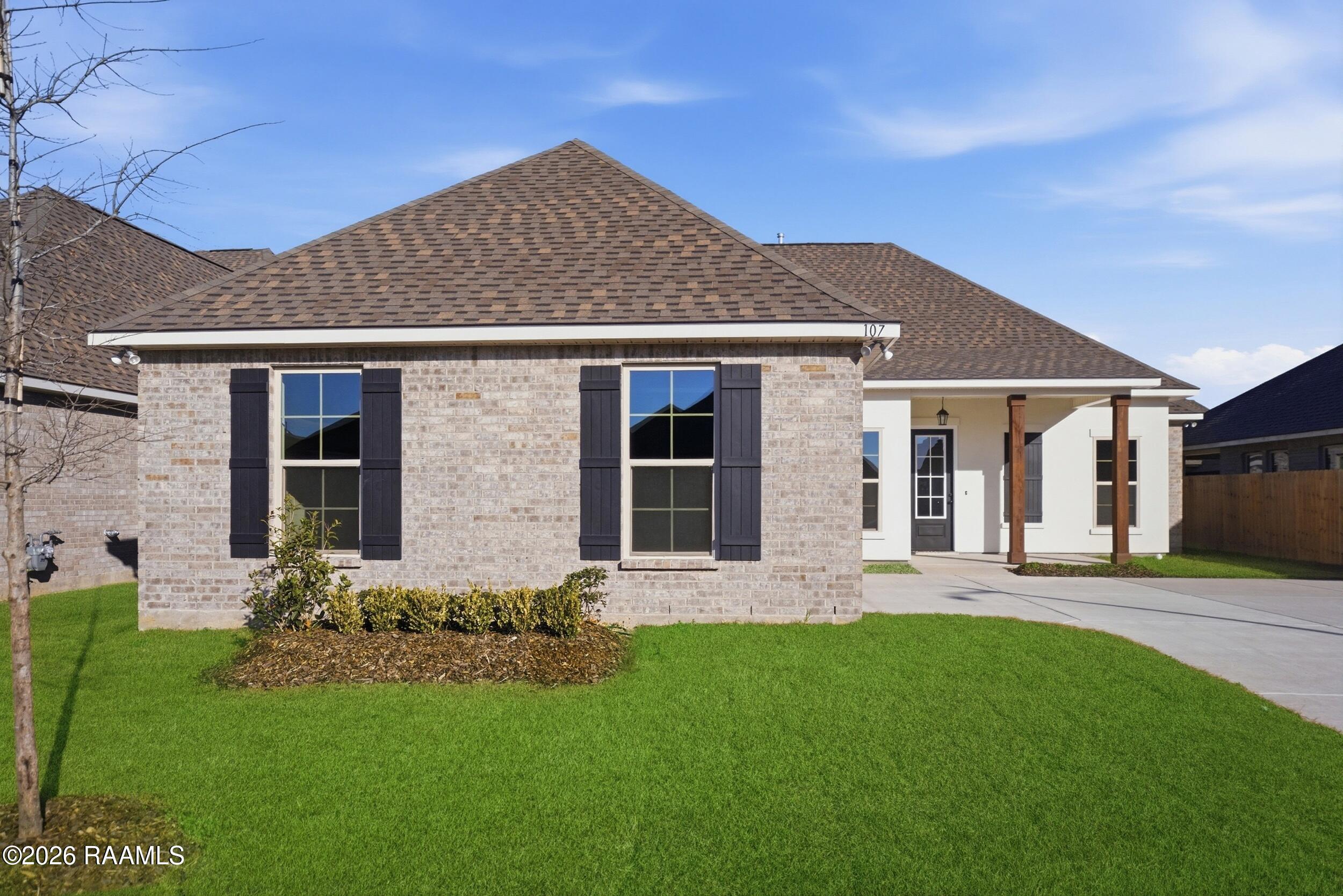 107 Fairdale, Youngsville LA