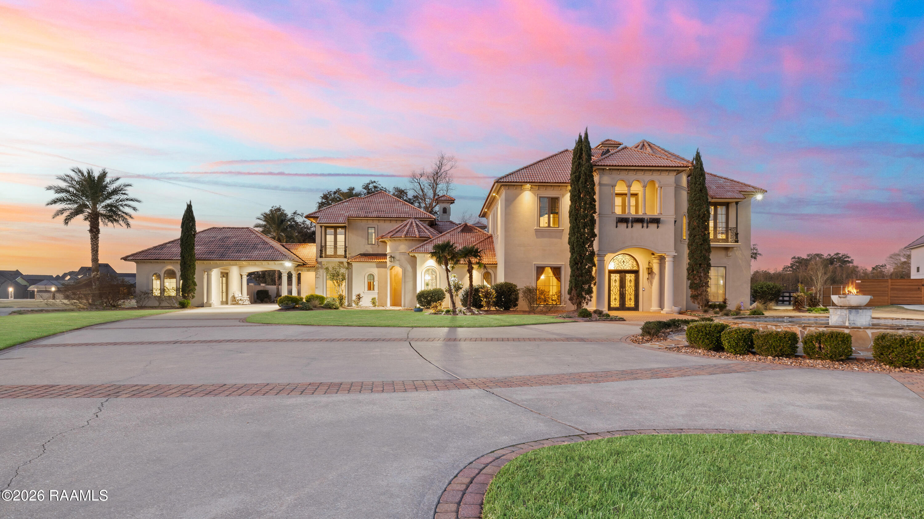 208 Saddleback, Youngsville LA